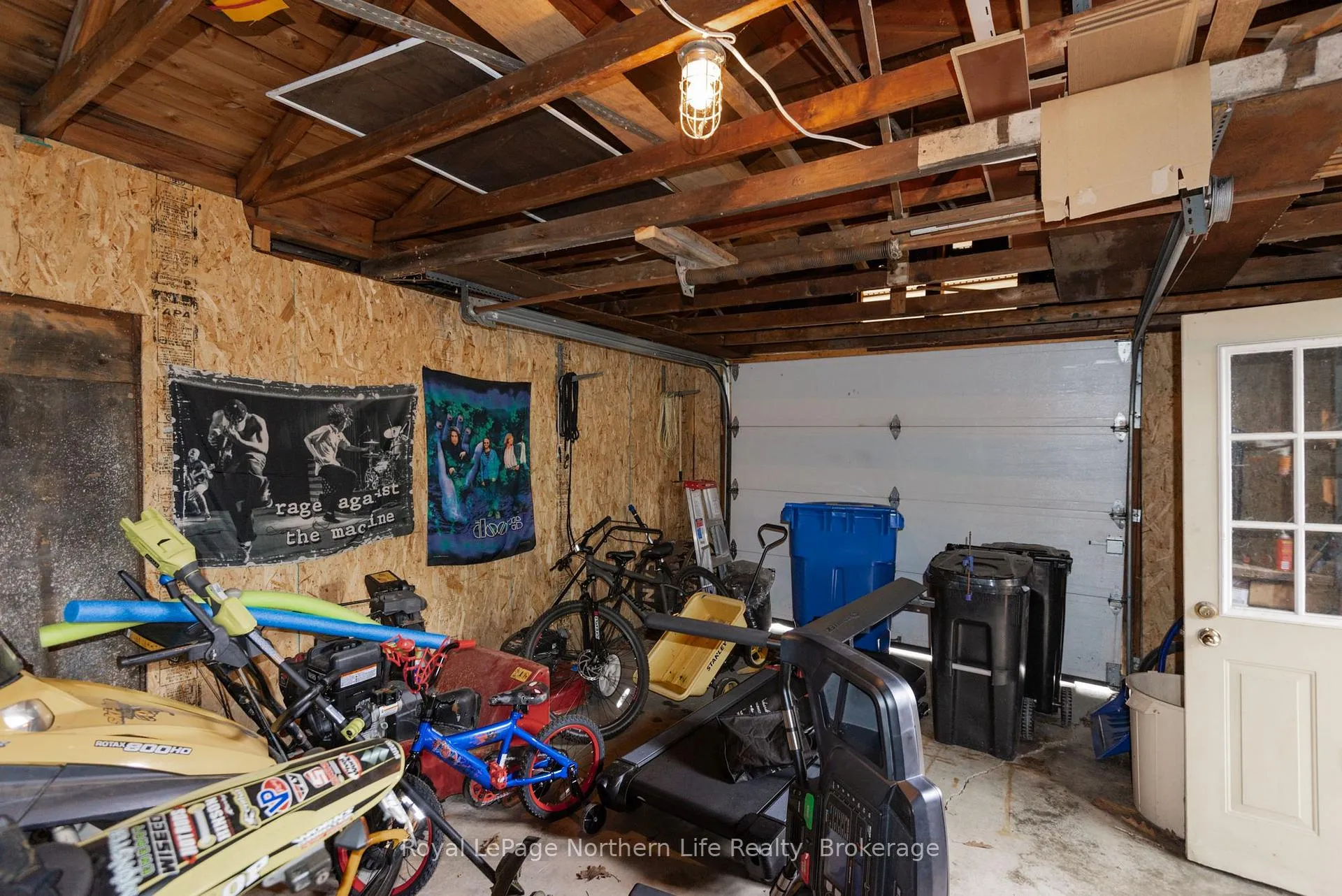 Photo 48 of 1006 Lakeshore Drive, North Bay, Ferris — HOMEH