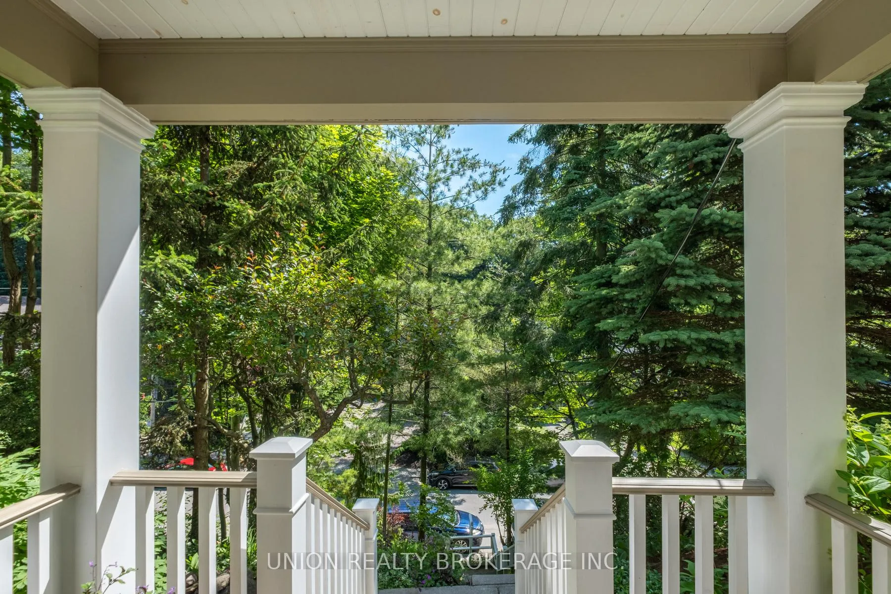 Photo 4 of 102 Neville Park Boulevard, Toronto, The Beaches — HOMEH