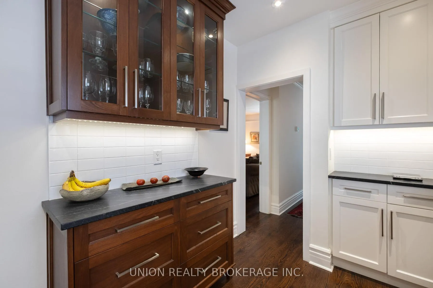 Photo 13 of 102 Neville Park Boulevard, Toronto, The Beaches — HOMEH