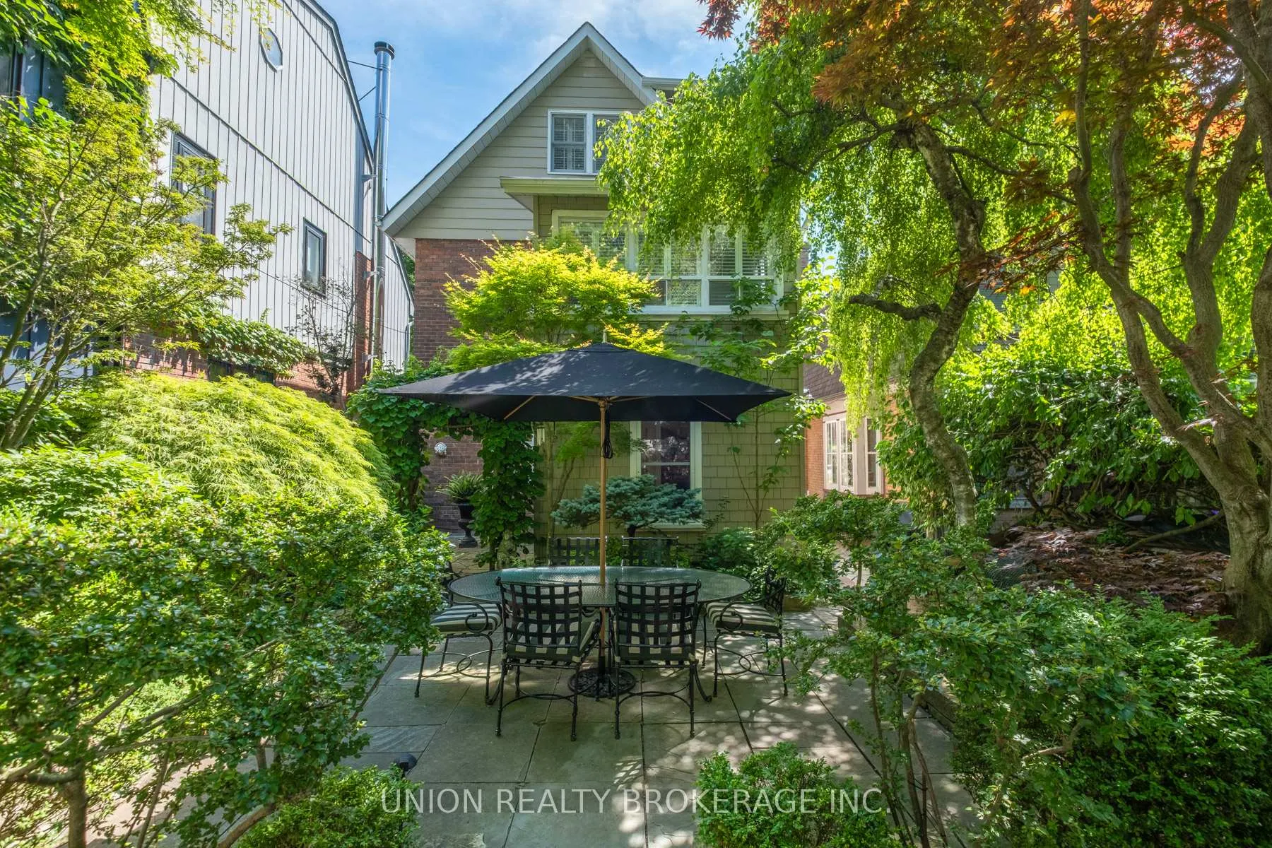 Photo 28 of 102 Neville Park Boulevard, Toronto, The Beaches — HOMEH
