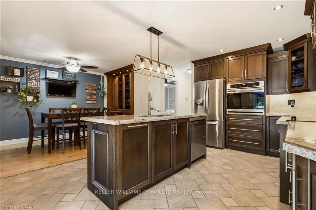 Photo 8 of 80 Wendover Drive, Hamilton, Fessenden — HOMEH
