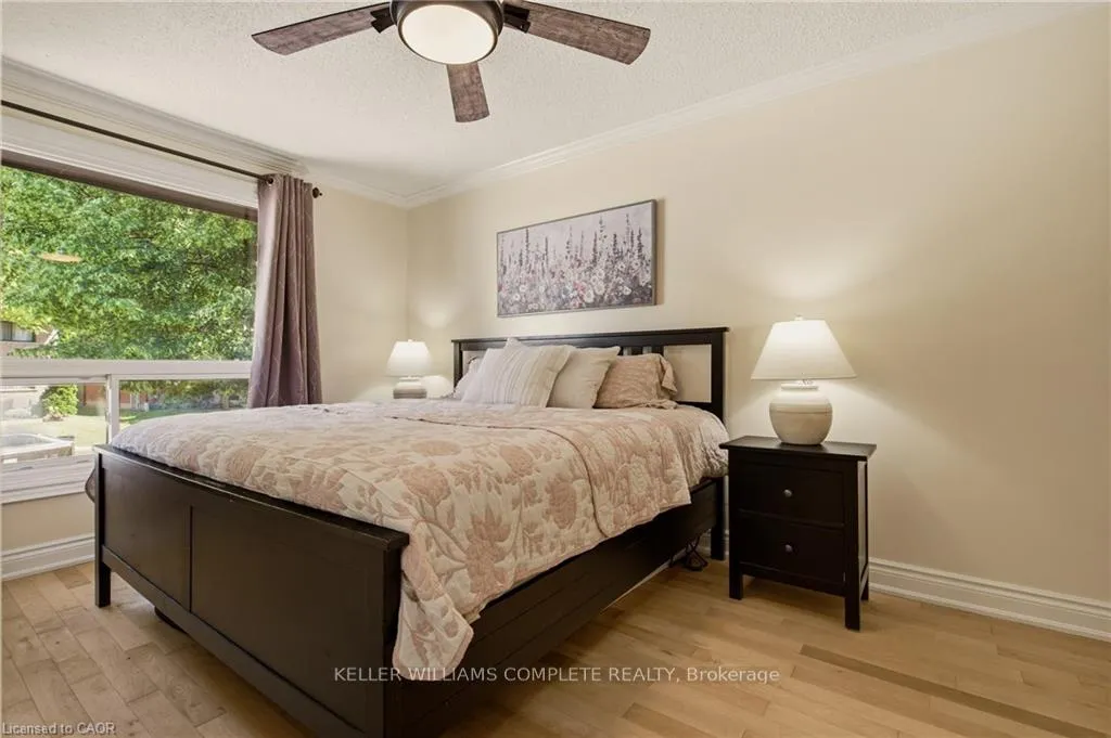 Photo 16 of 80 Wendover Drive, Hamilton, Fessenden — HOMEH