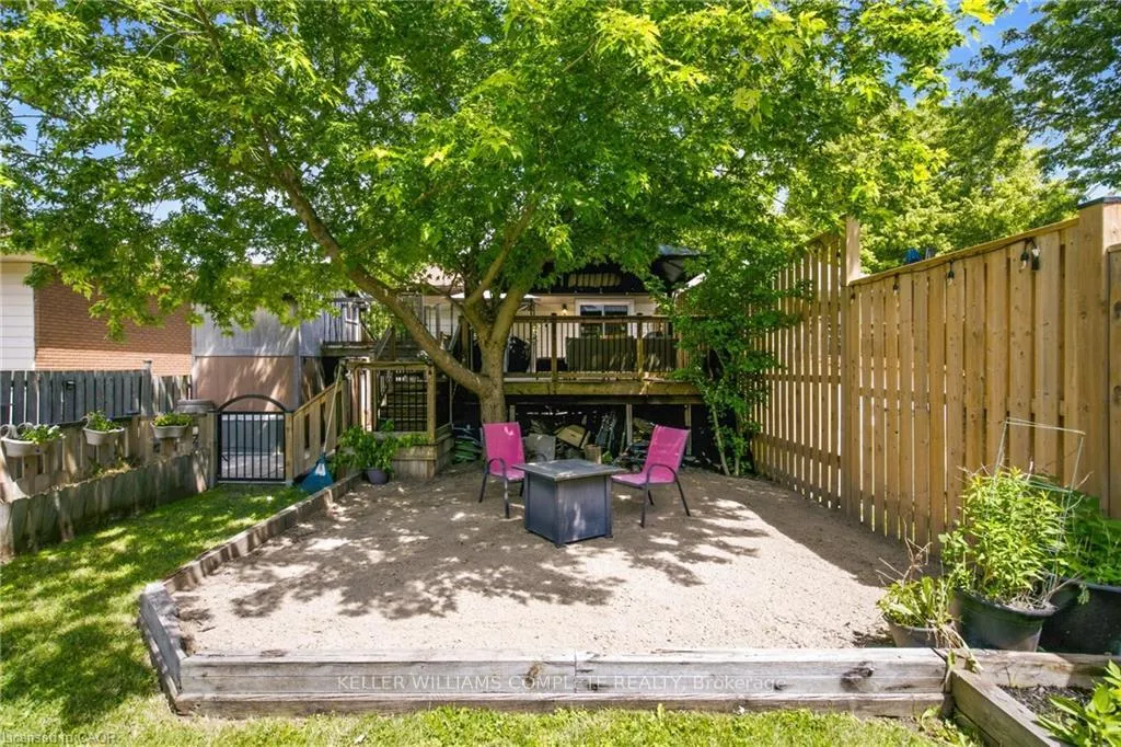 Photo 30 of 80 Wendover Drive, Hamilton, Fessenden — HOMEH