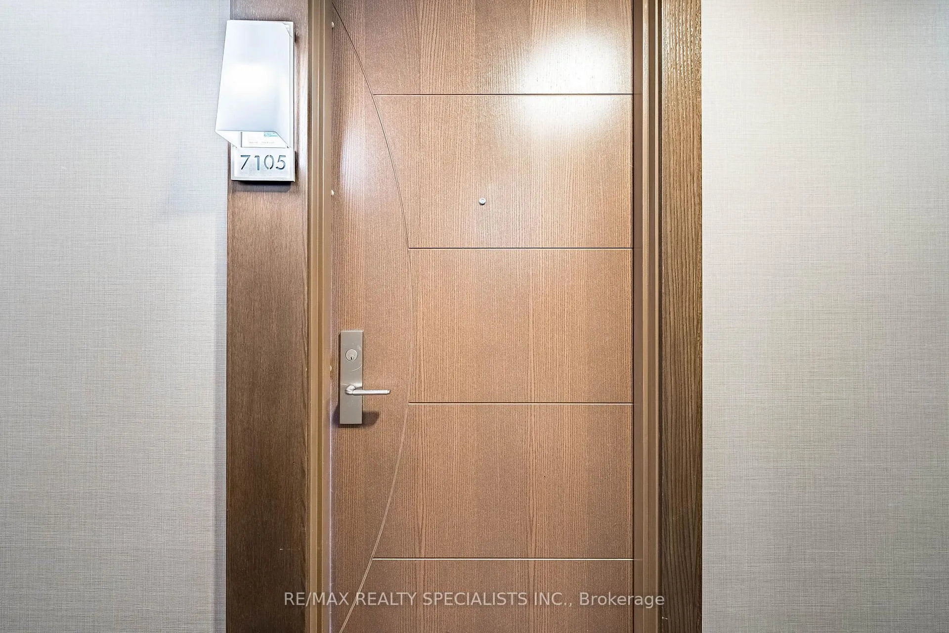 Photo 10 of Unit 7105, 388 Yonge Street, Toronto, Bay Street Corridor — HOMEH