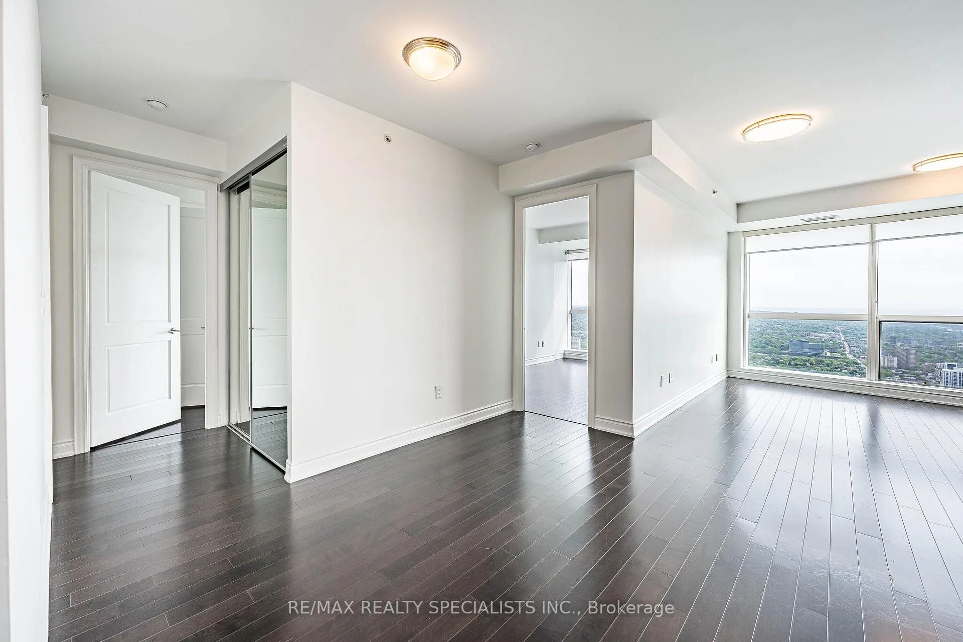 Photo 12 of Unit 7105, 388 Yonge Street, Toronto, Bay Street Corridor — HOMEH