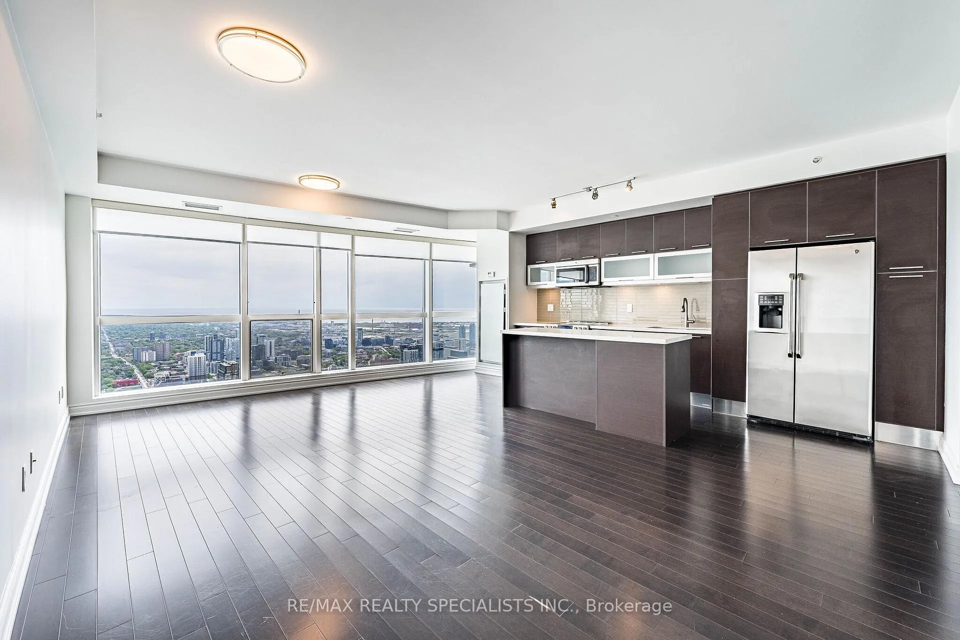 Photo 13 of Unit 7105, 388 Yonge Street, Toronto, Bay Street Corridor — HOMEH