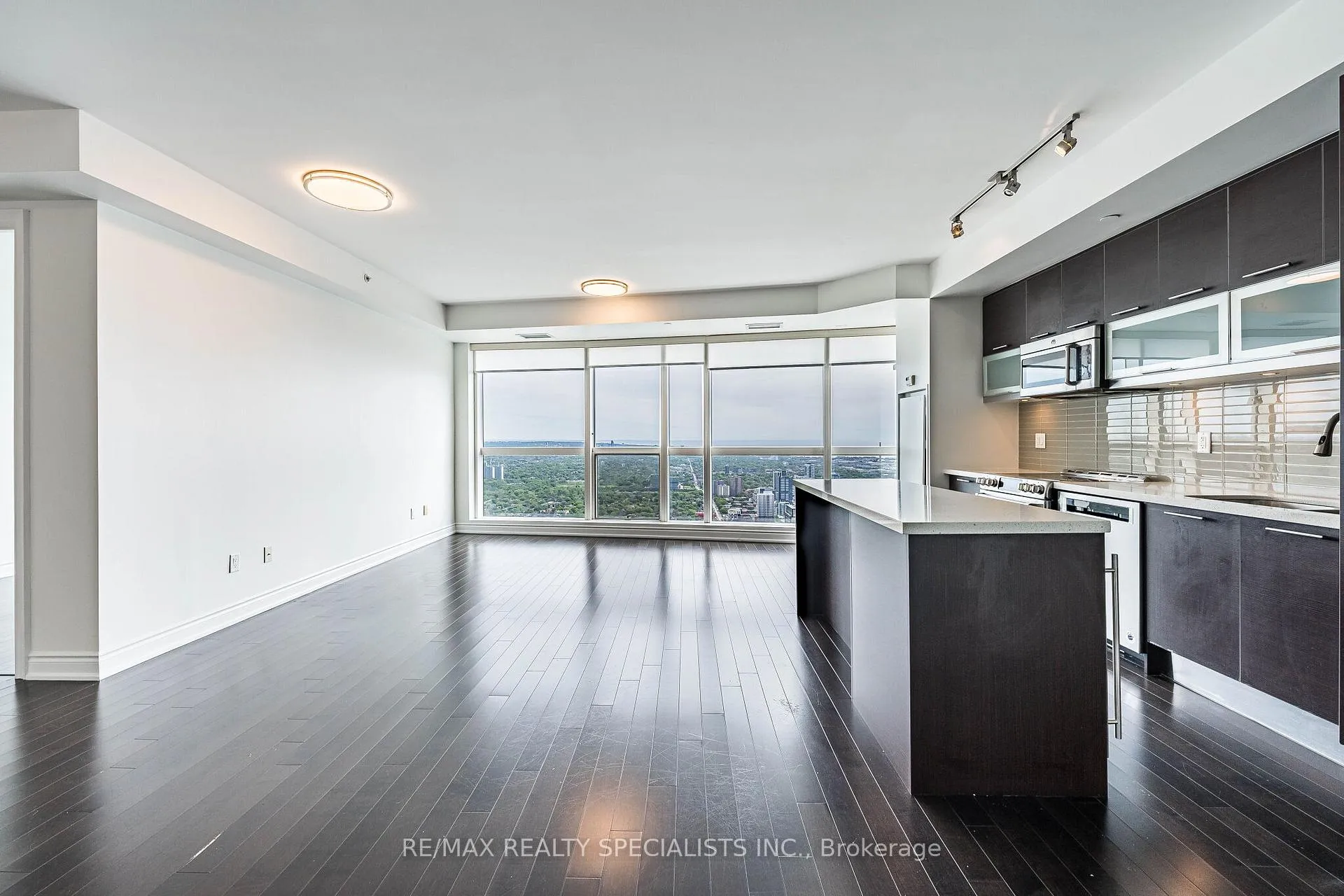 Photo 14 of Unit 7105, 388 Yonge Street, Toronto, Bay Street Corridor — HOMEH