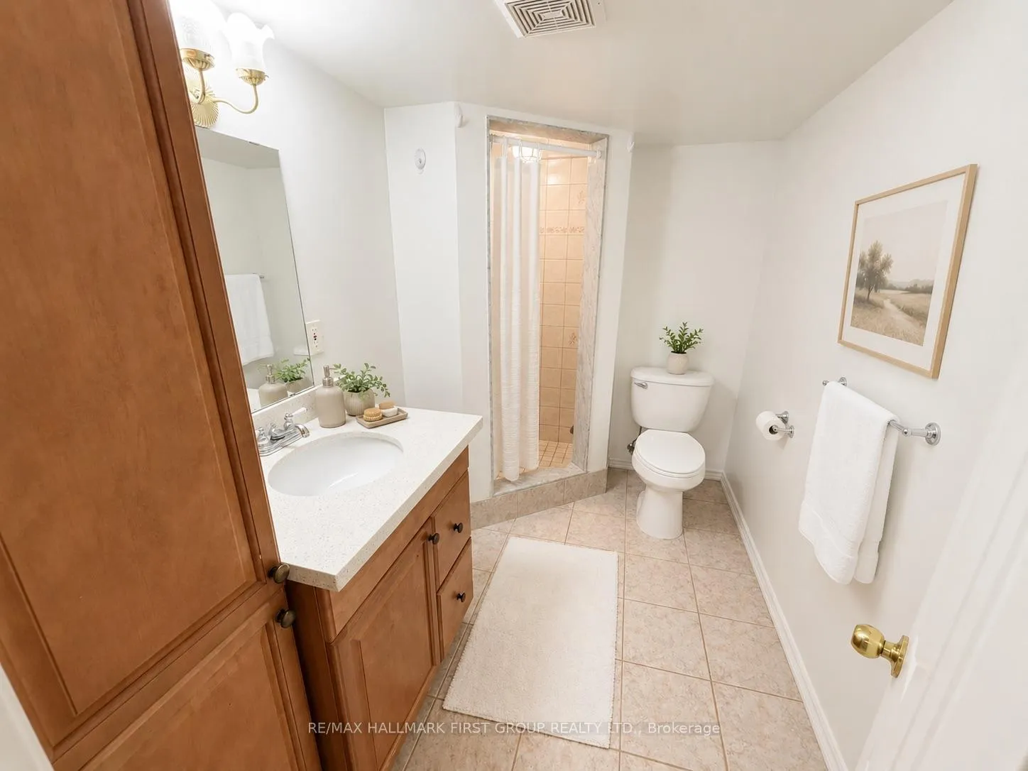 Photo 5 of Unit Bsmt, 46 Welsh Street, Ajax, Central West — HOMEH