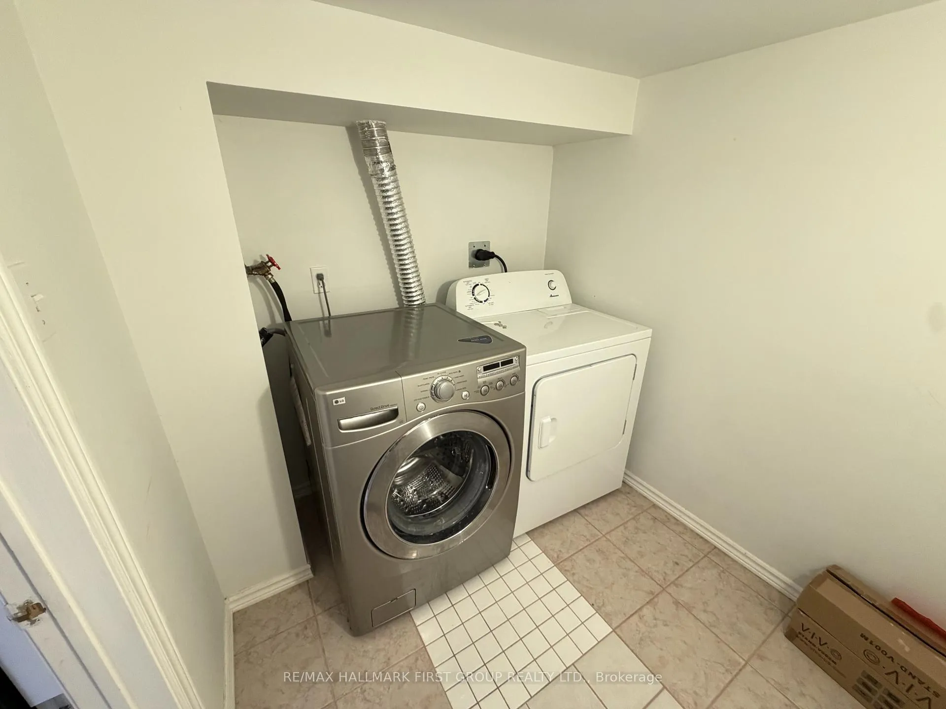 Photo 12 of Unit Bsmt, 46 Welsh Street, Ajax, Central West — HOMEH