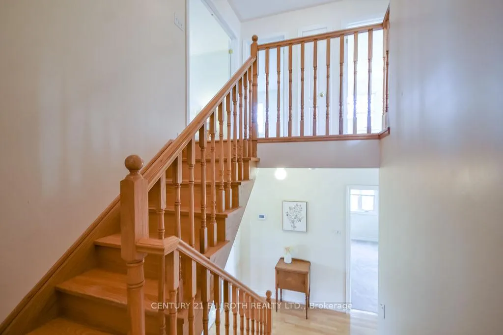 Photo 13 of 20 Boyd Crescent, Oro-Medonte, Moonstone — HOMEH