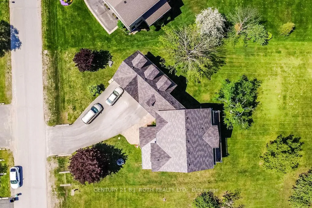 Photo 32 of 20 Boyd Crescent, Oro-Medonte, Moonstone — HOMEH