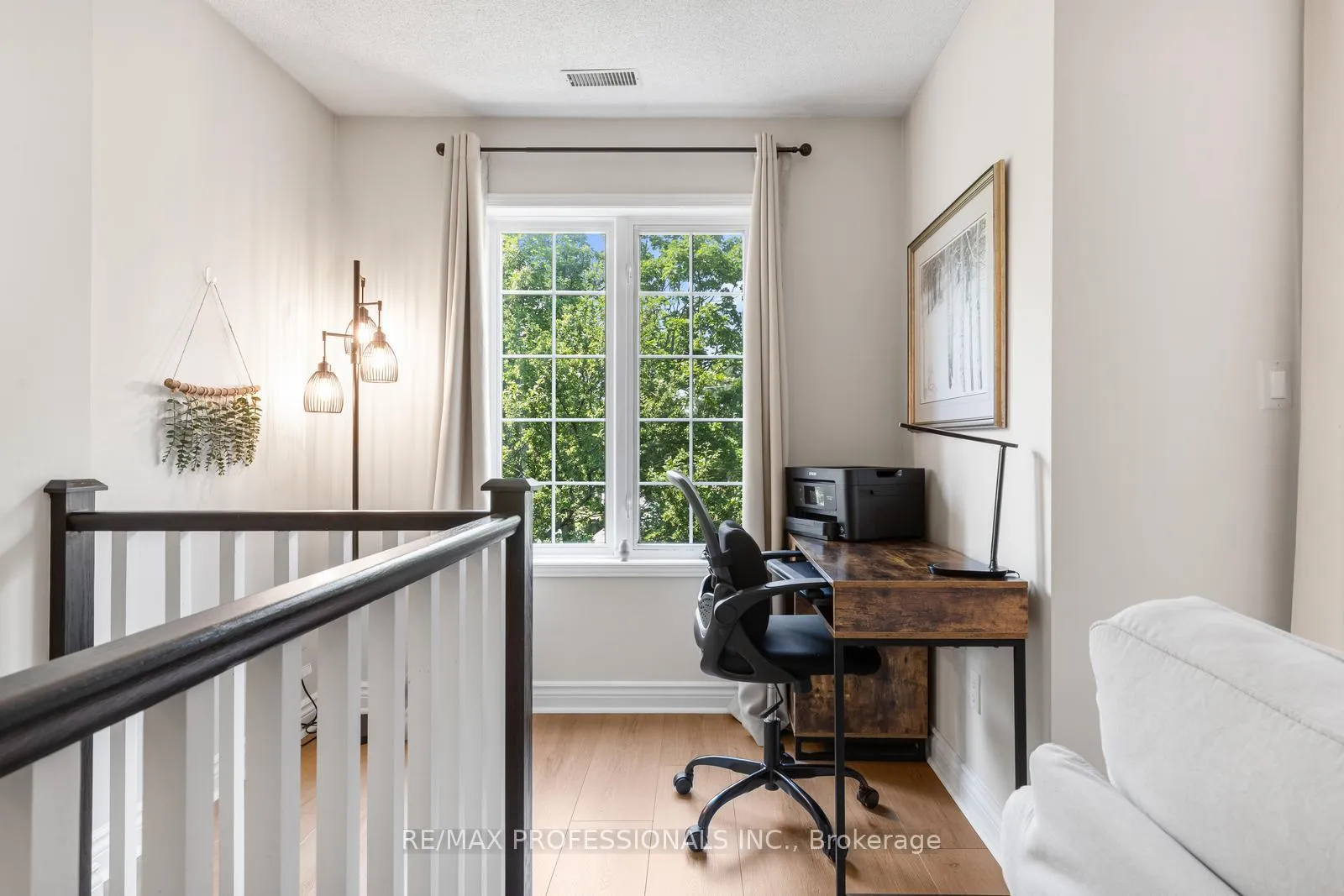 Photo 5 of Unit 24, 2333 Walker's Line, Burlington, Rose — HOMEH