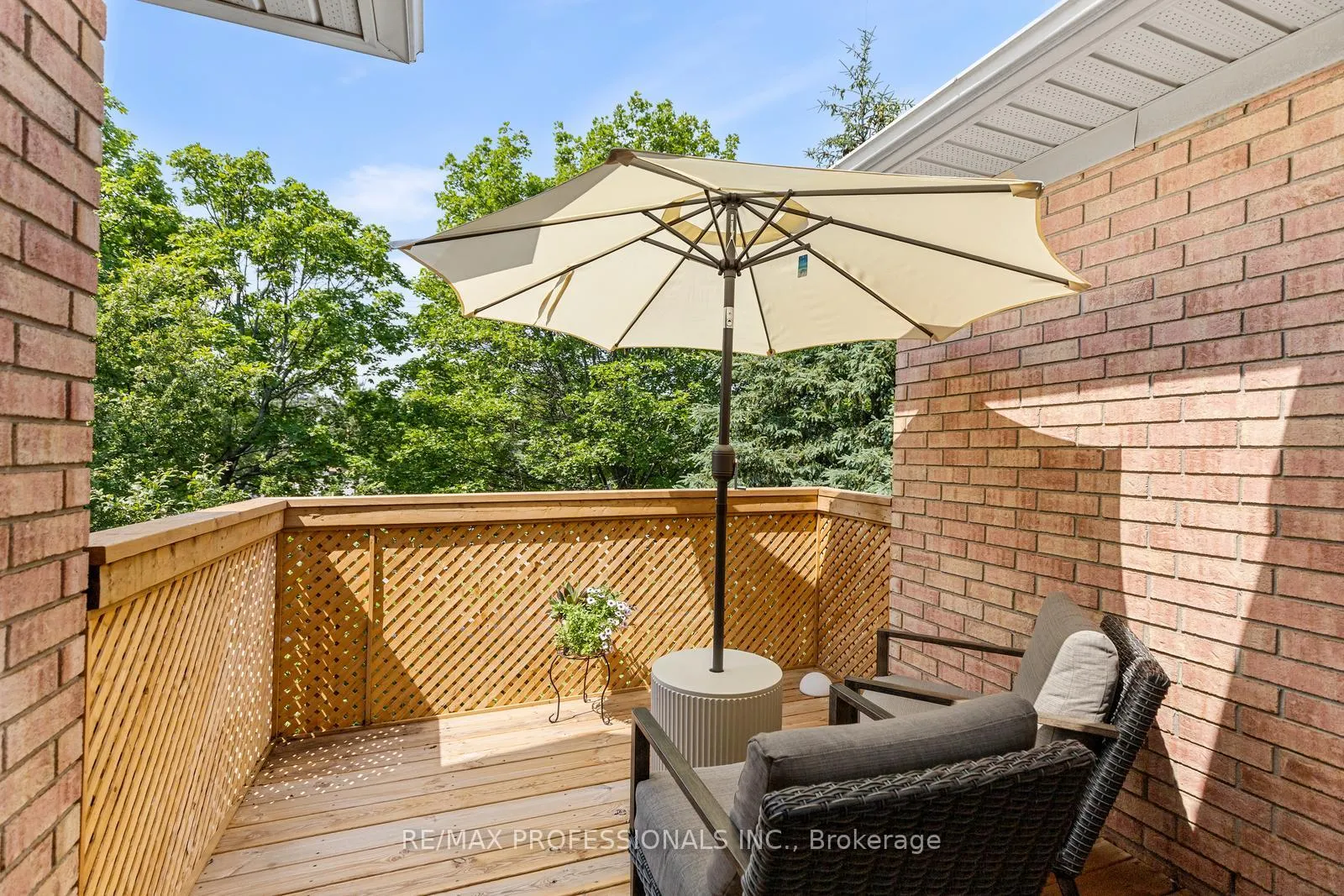 Photo 21 of Unit 24, 2333 Walker's Line, Burlington, Rose — HOMEH