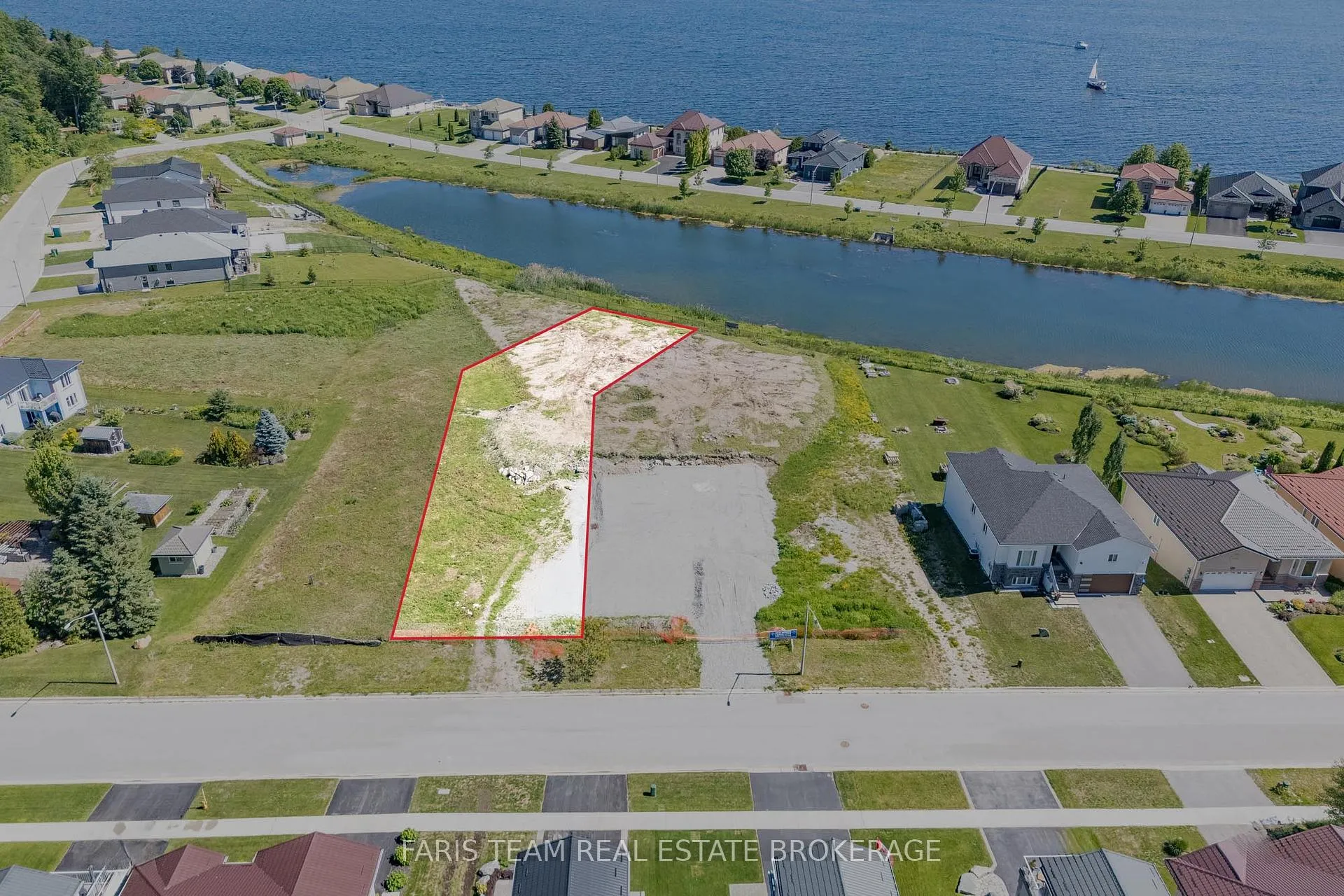 Photo 1 of 595 Taylor Drive, Midland — HOMEH
