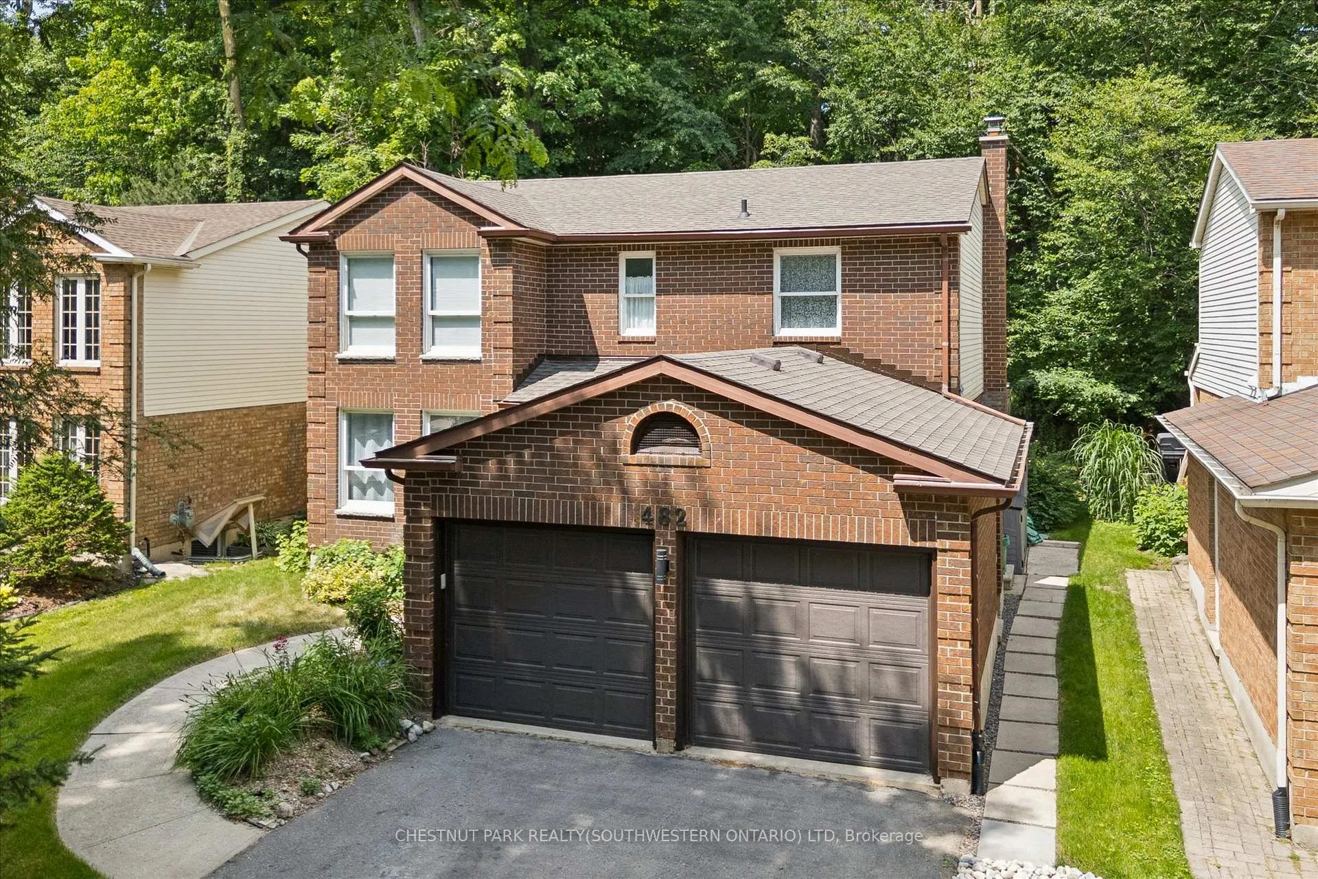 Photo 3 of 482 Foxhill Place, Waterloo — HOMEH