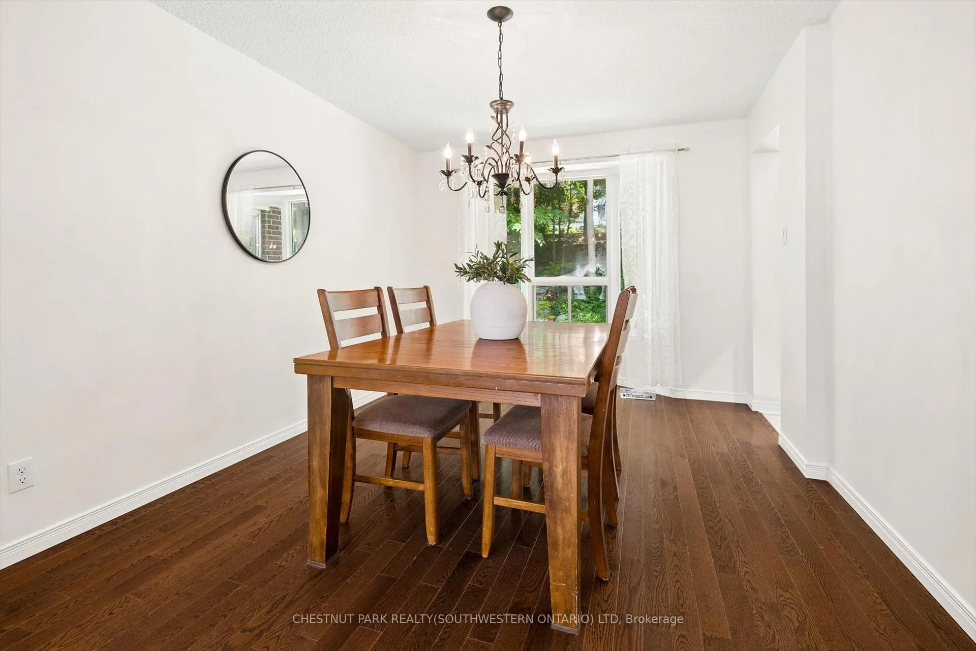 Photo 9 of 482 Foxhill Place, Waterloo — HOMEH
