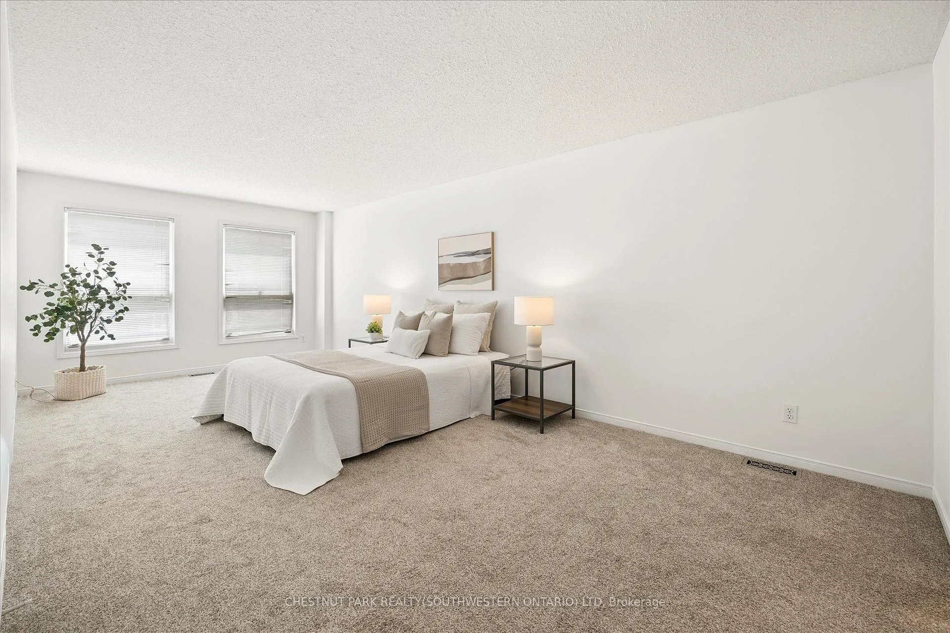 Photo 19 of 482 Foxhill Place, Waterloo — HOMEH