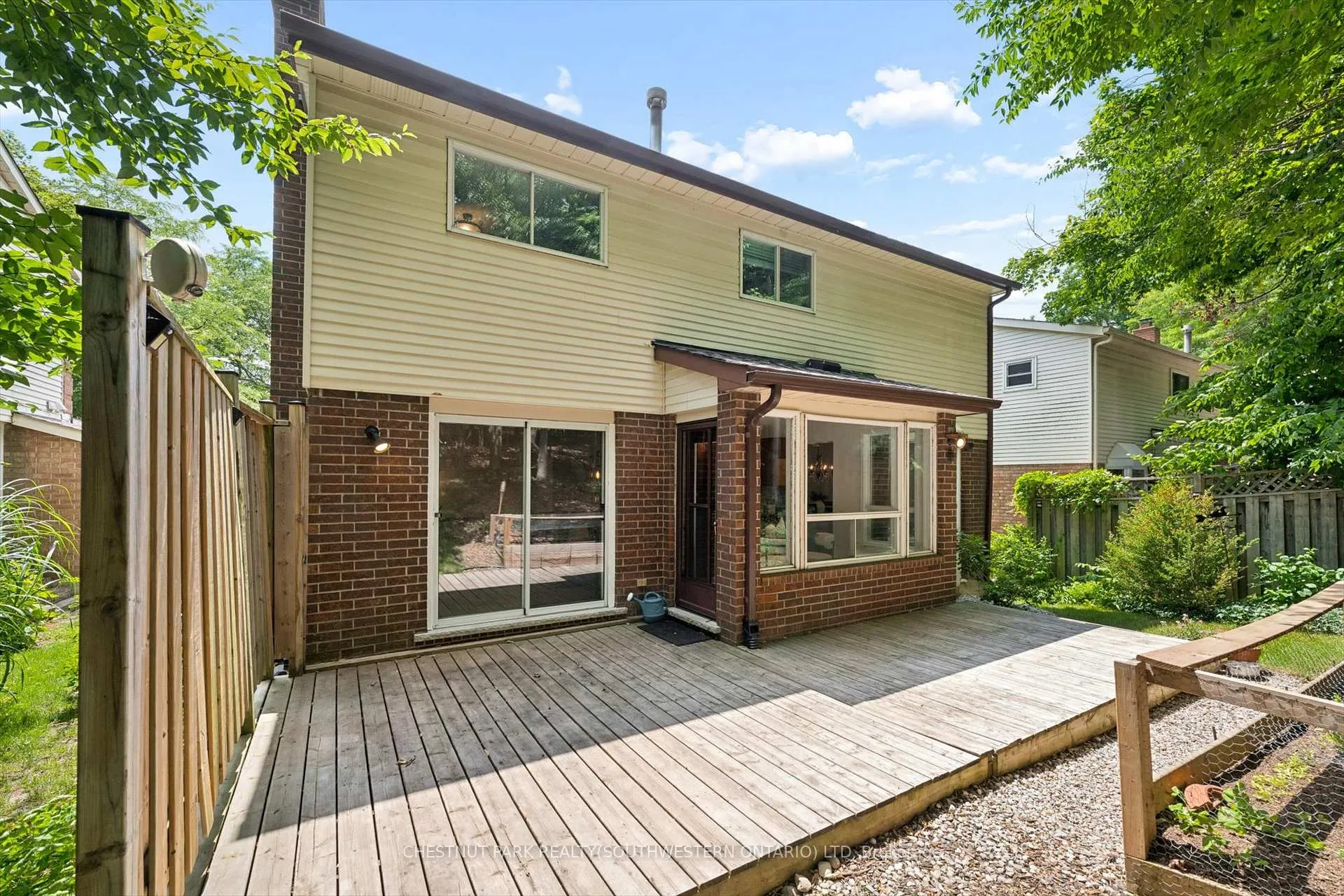 Photo 37 of 482 Foxhill Place, Waterloo — HOMEH