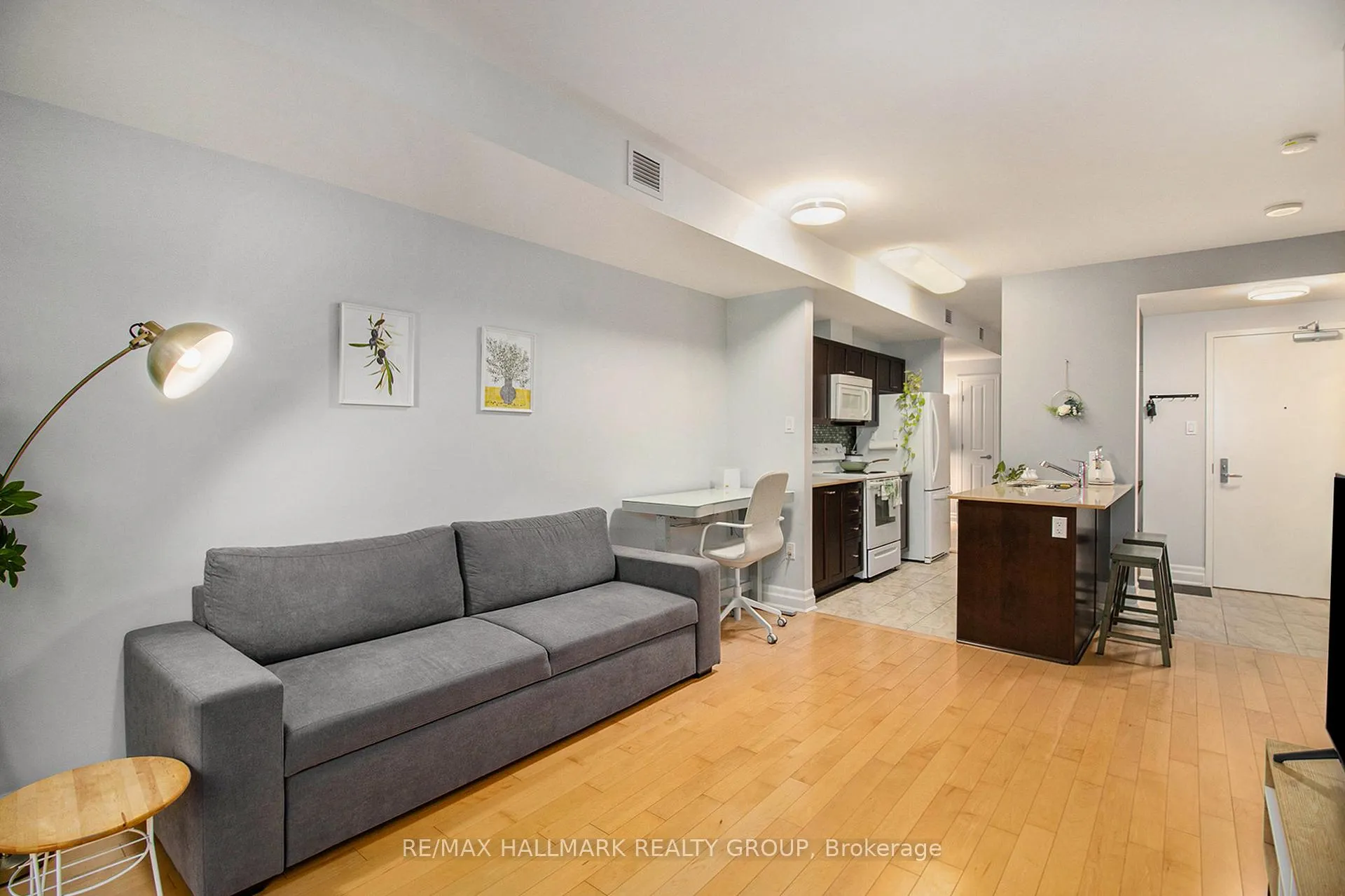 Photo 6 of Unit 310, 90 Landry Street, Ottawa, Vanier — HOMEH
