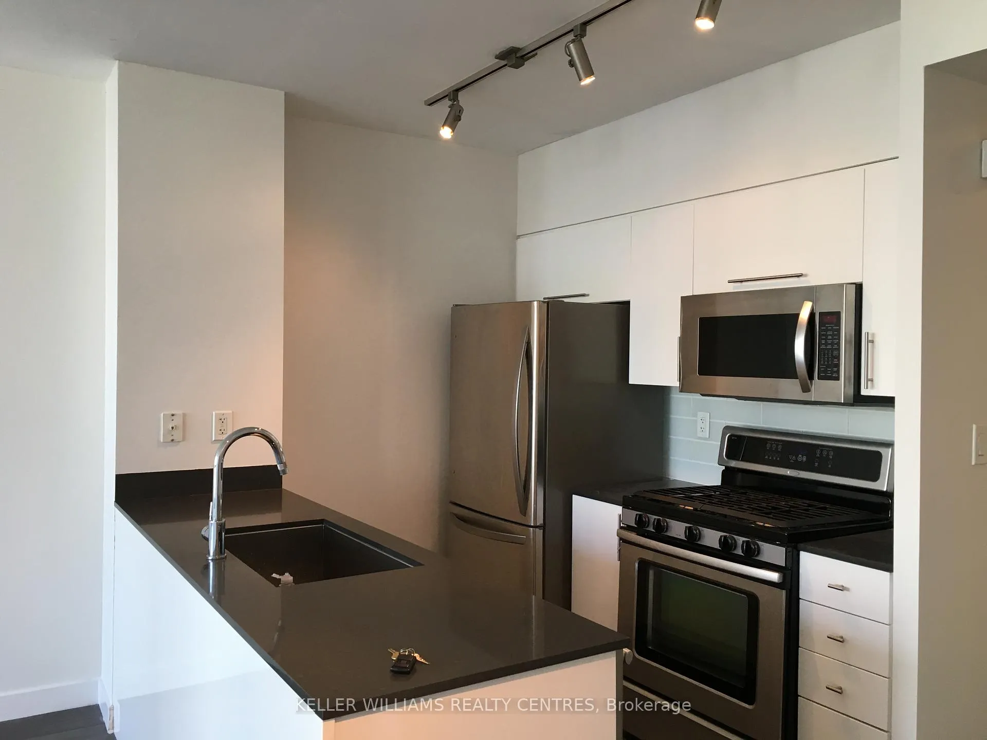 Photo 14 of Unit 1907, 35 Mariner Terrace, Toronto, Waterfront Communities — HOMEH