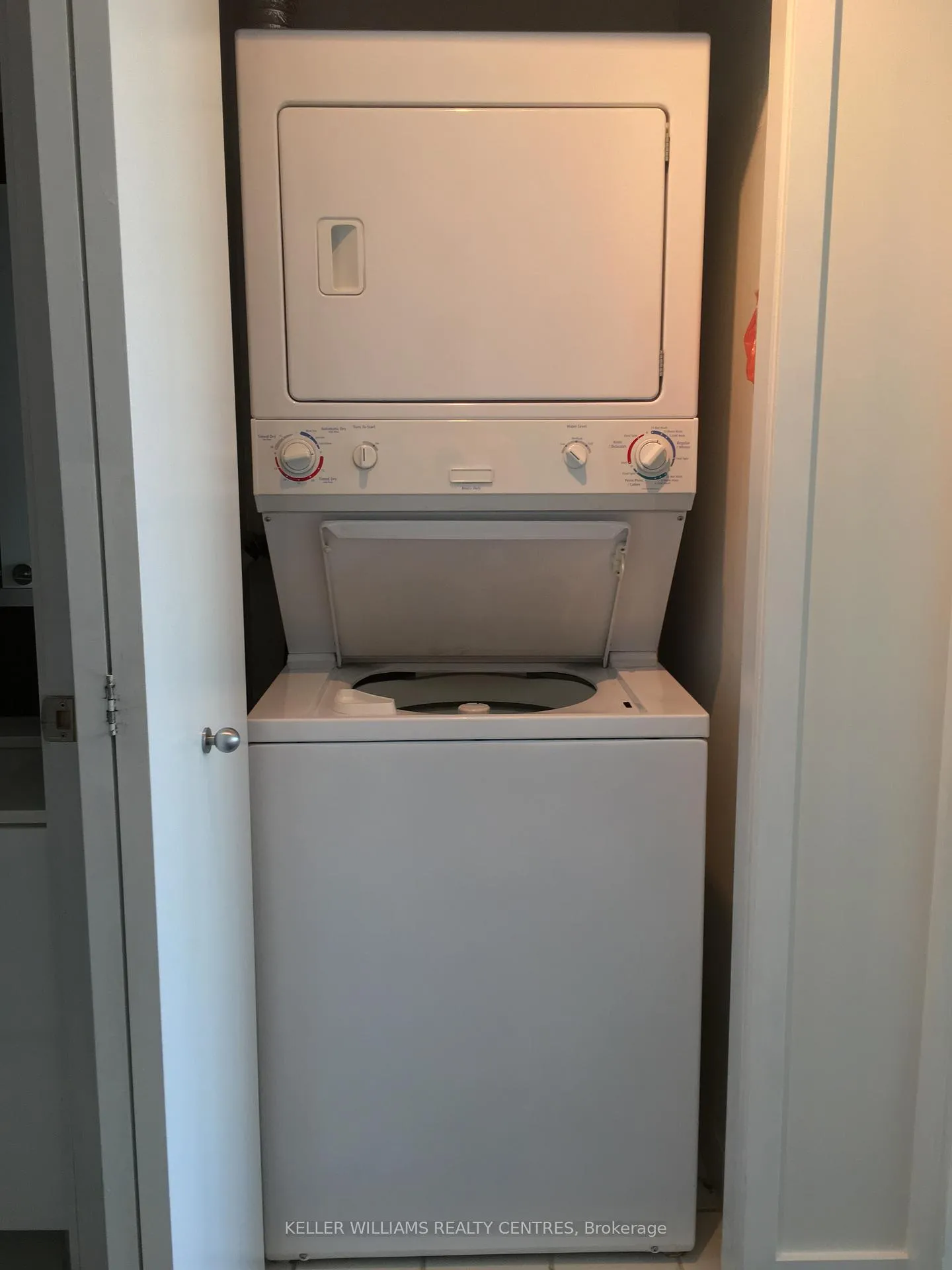 Photo 15 of Unit 1907, 35 Mariner Terrace, Toronto, Waterfront Communities — HOMEH