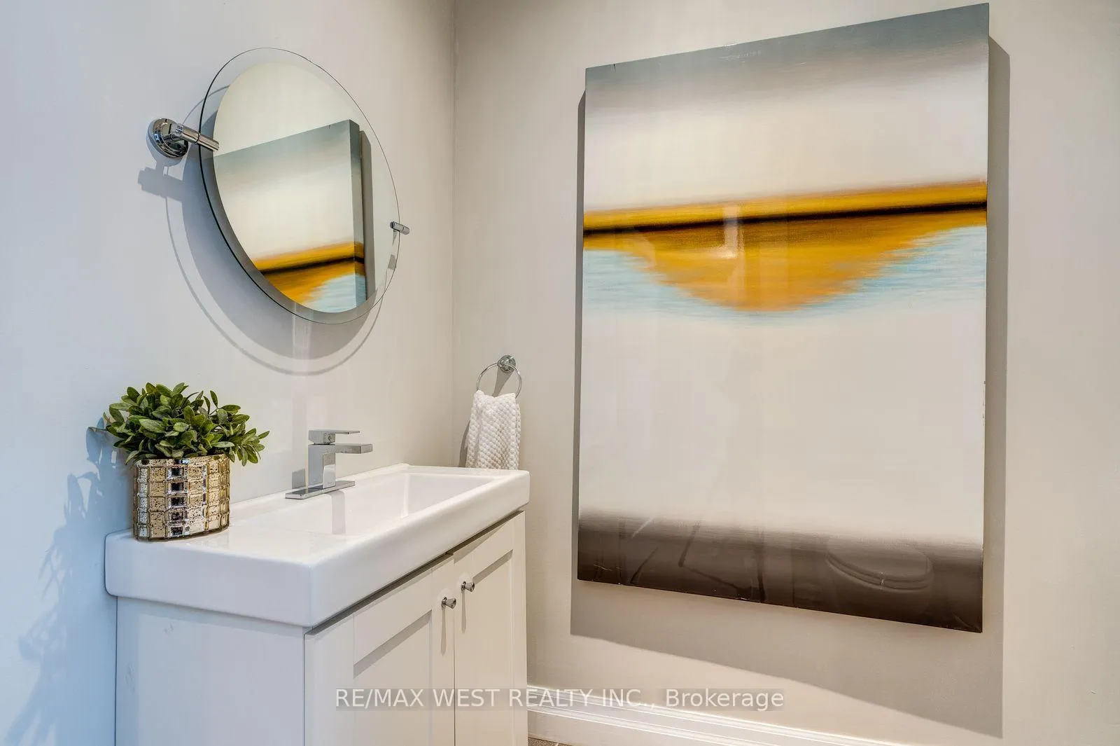Photo 3 of 413 Leslie Street, Toronto, South Riverdale — HOMEH