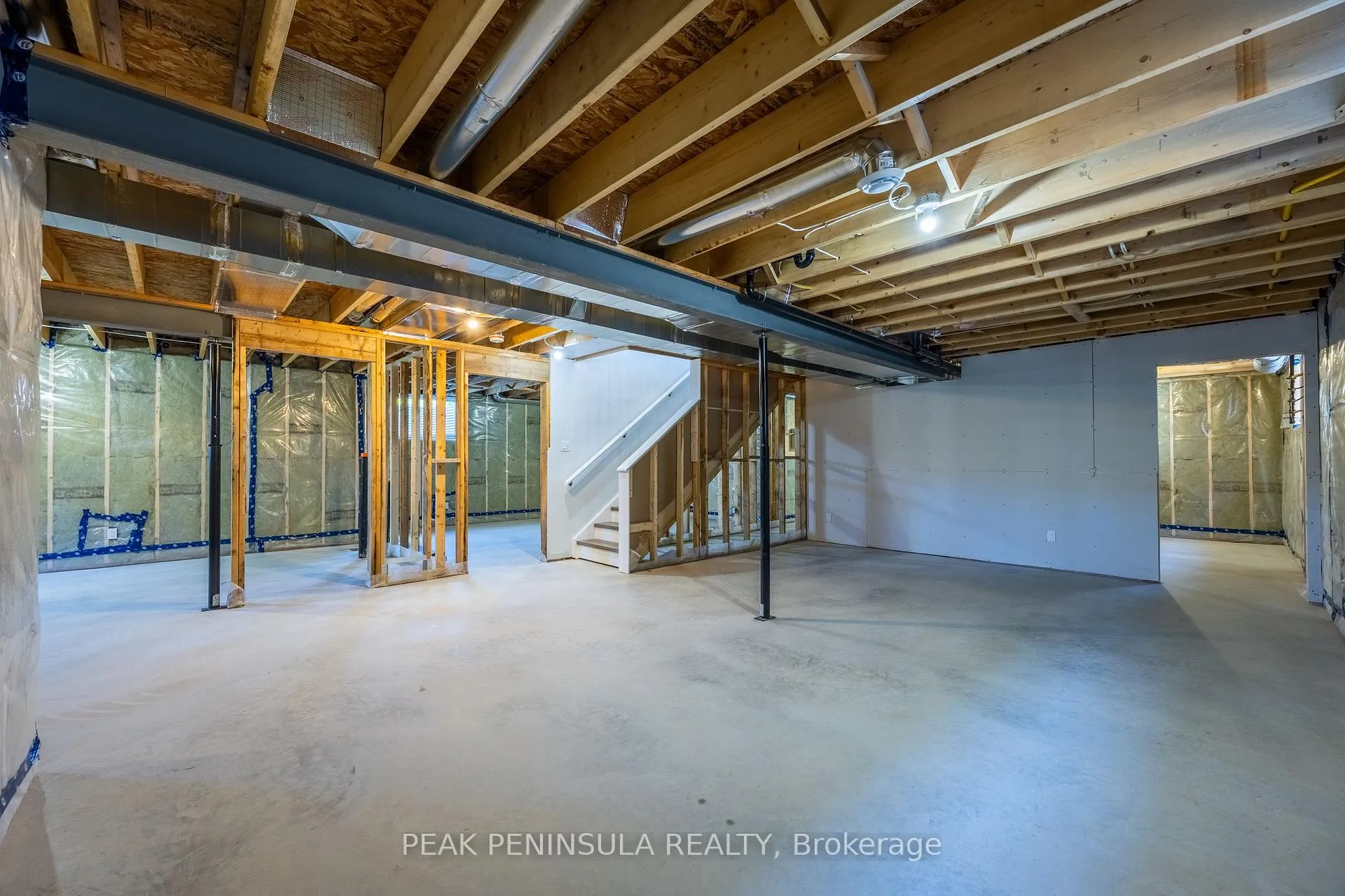Photo 29 of 67 Hunter Drive S, Norfolk, Port Rowan — HOMEH