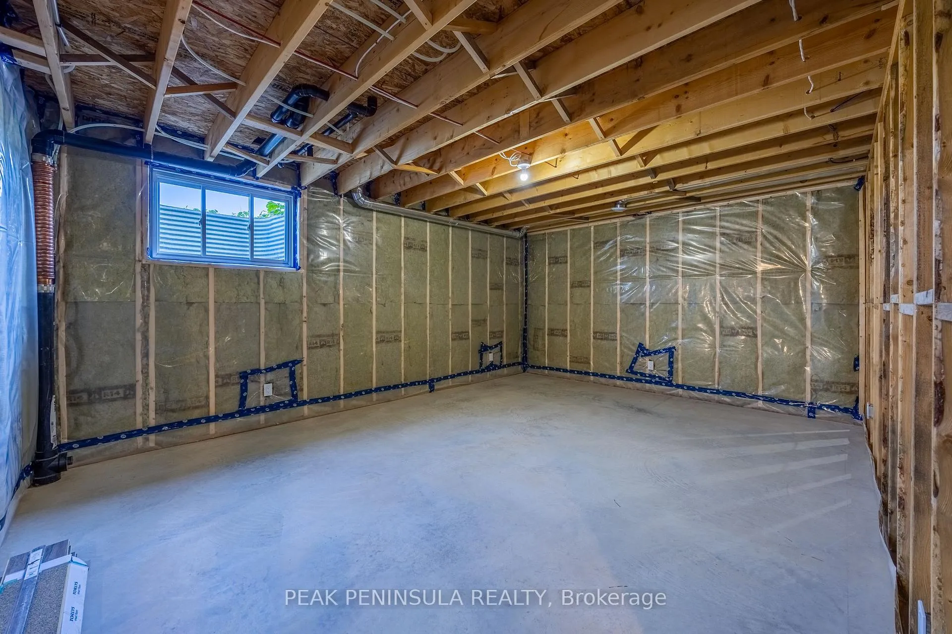 Photo 31 of 67 Hunter Drive S, Norfolk, Port Rowan — HOMEH