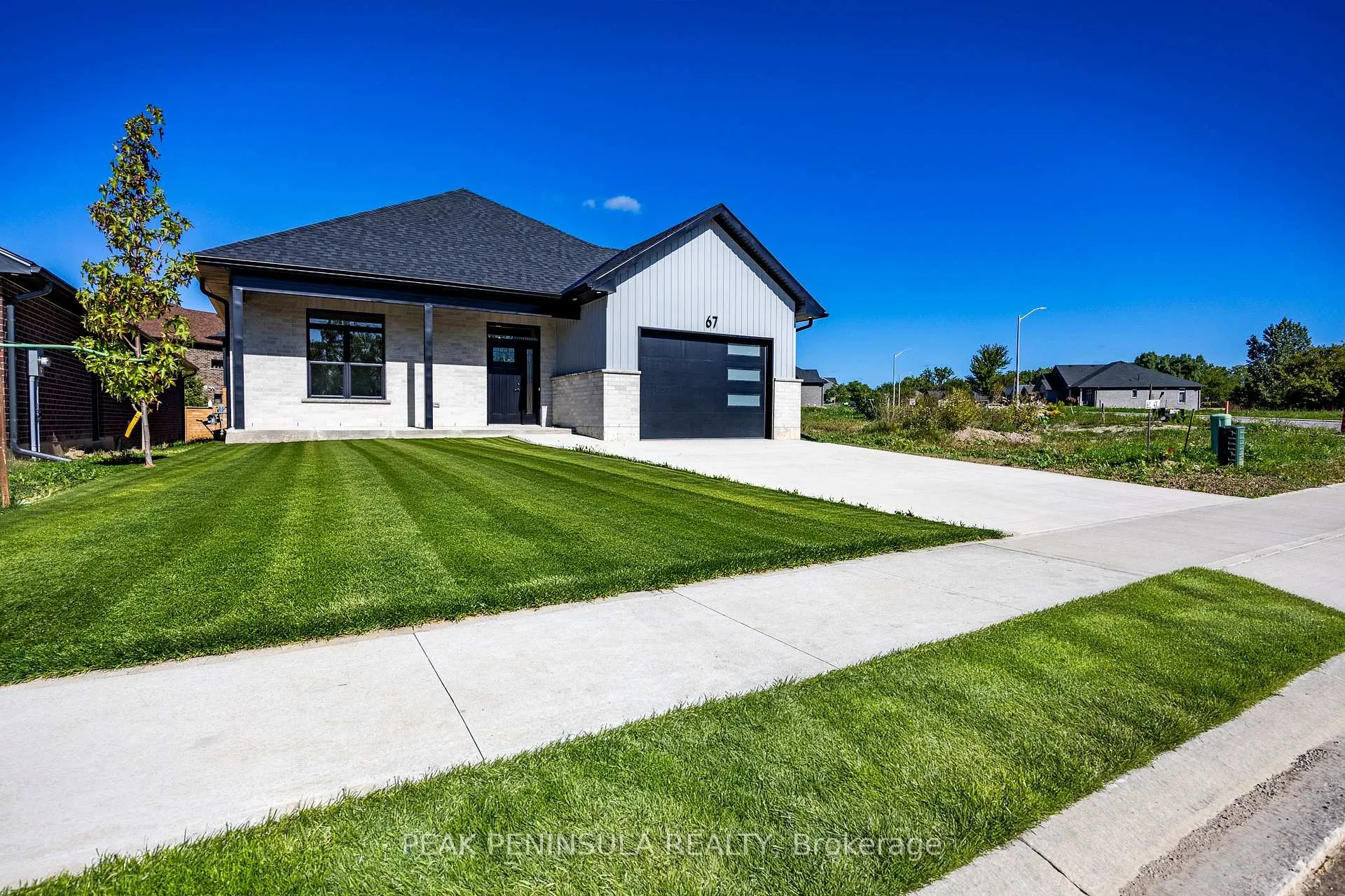 Photo 35 of 67 Hunter Drive S, Norfolk, Port Rowan — HOMEH