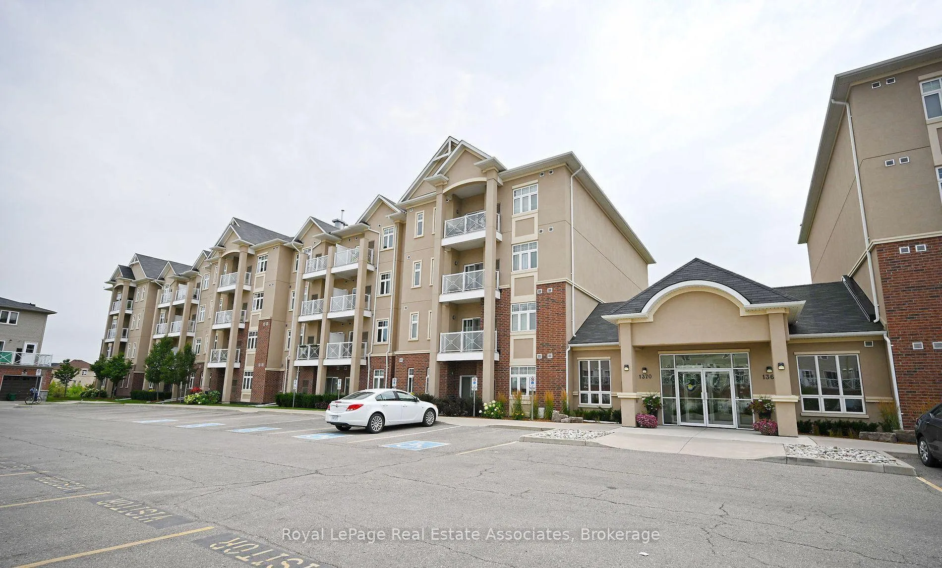 Photo 1 of Unit 209, 1370 Costigan Road, Milton, Clarke — HOMEH