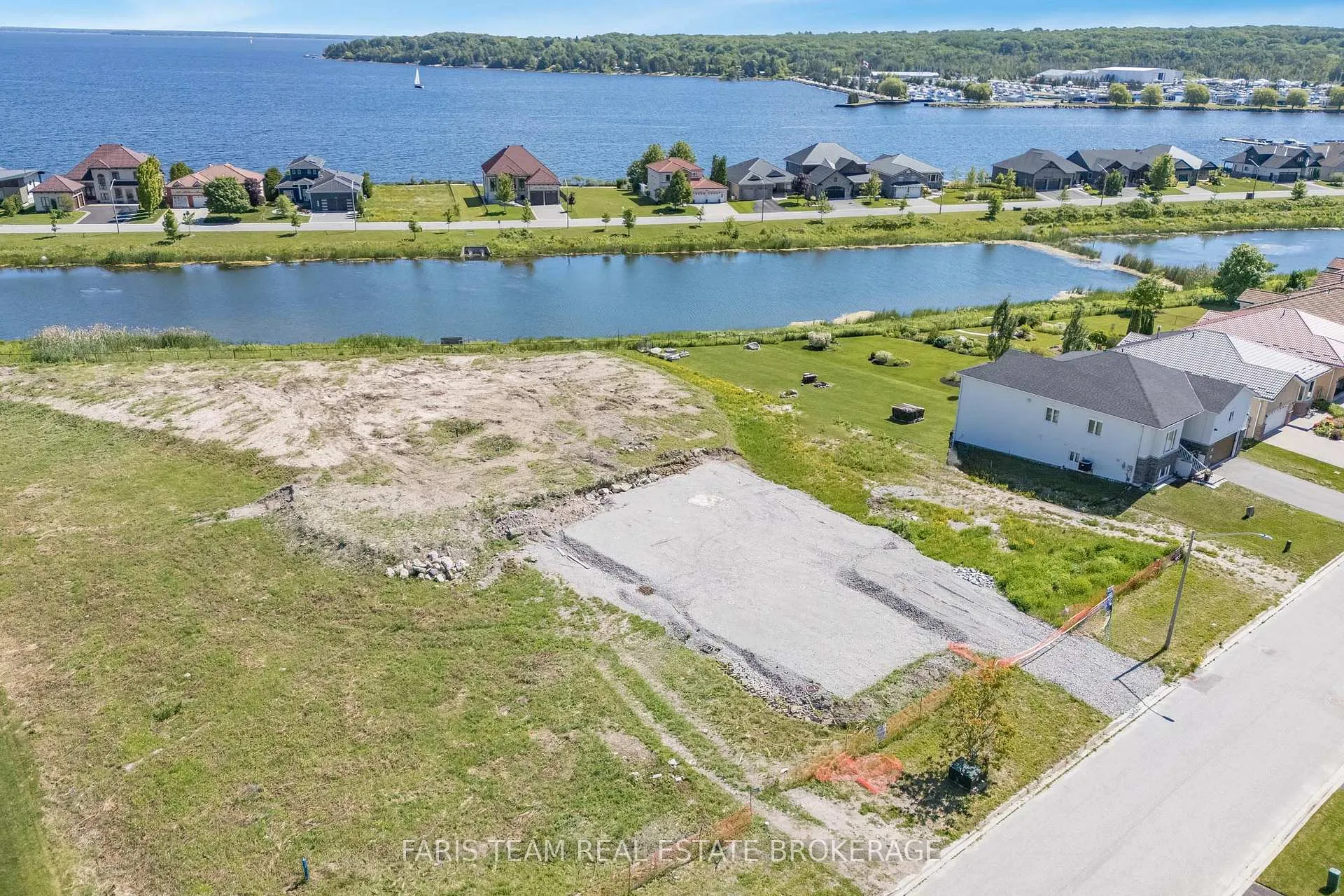 Photo 6 of 601 Taylor Drive, Midland — HOMEH