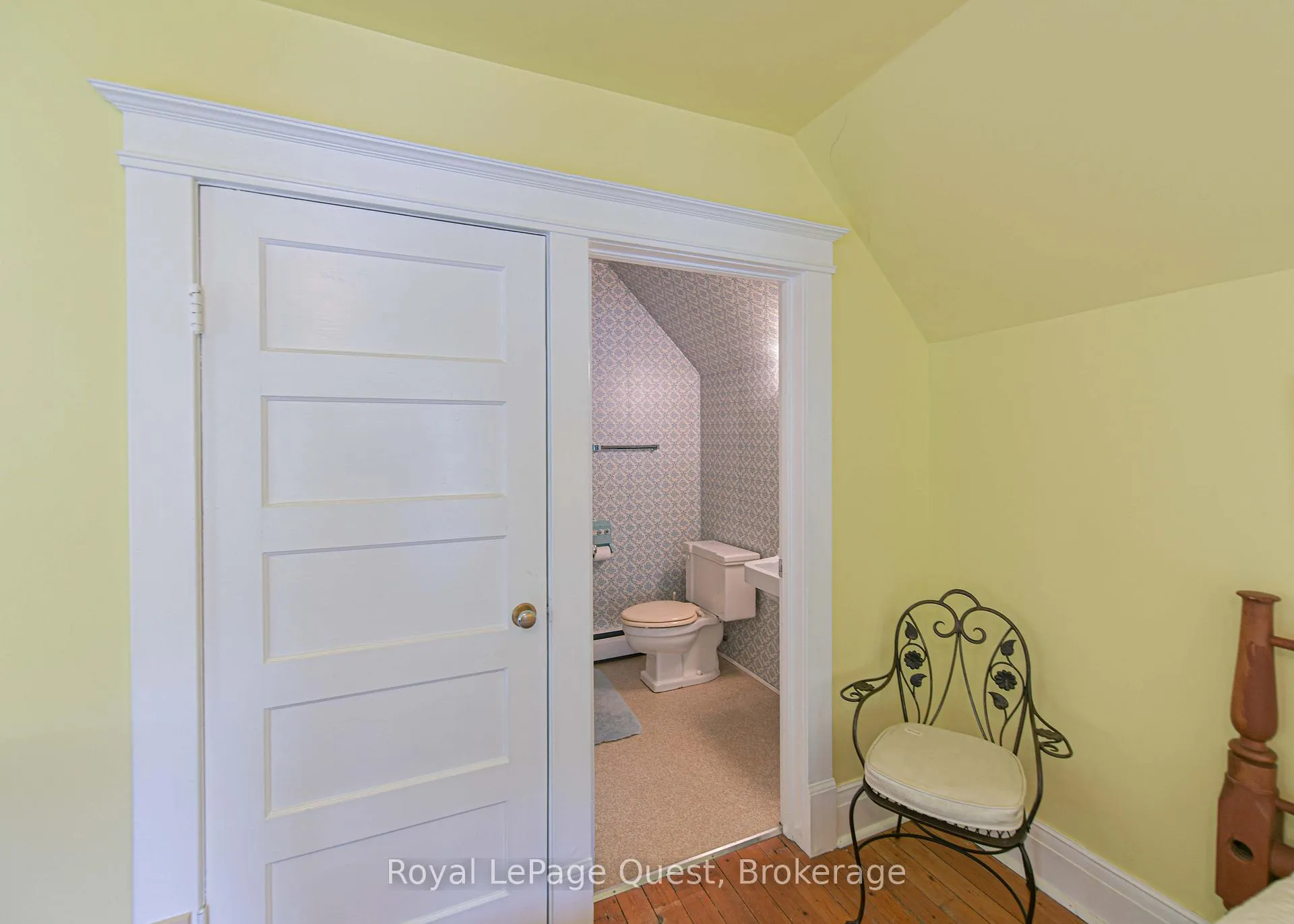 Photo 41 of 258 Bay Street, Orillia — HOMEH