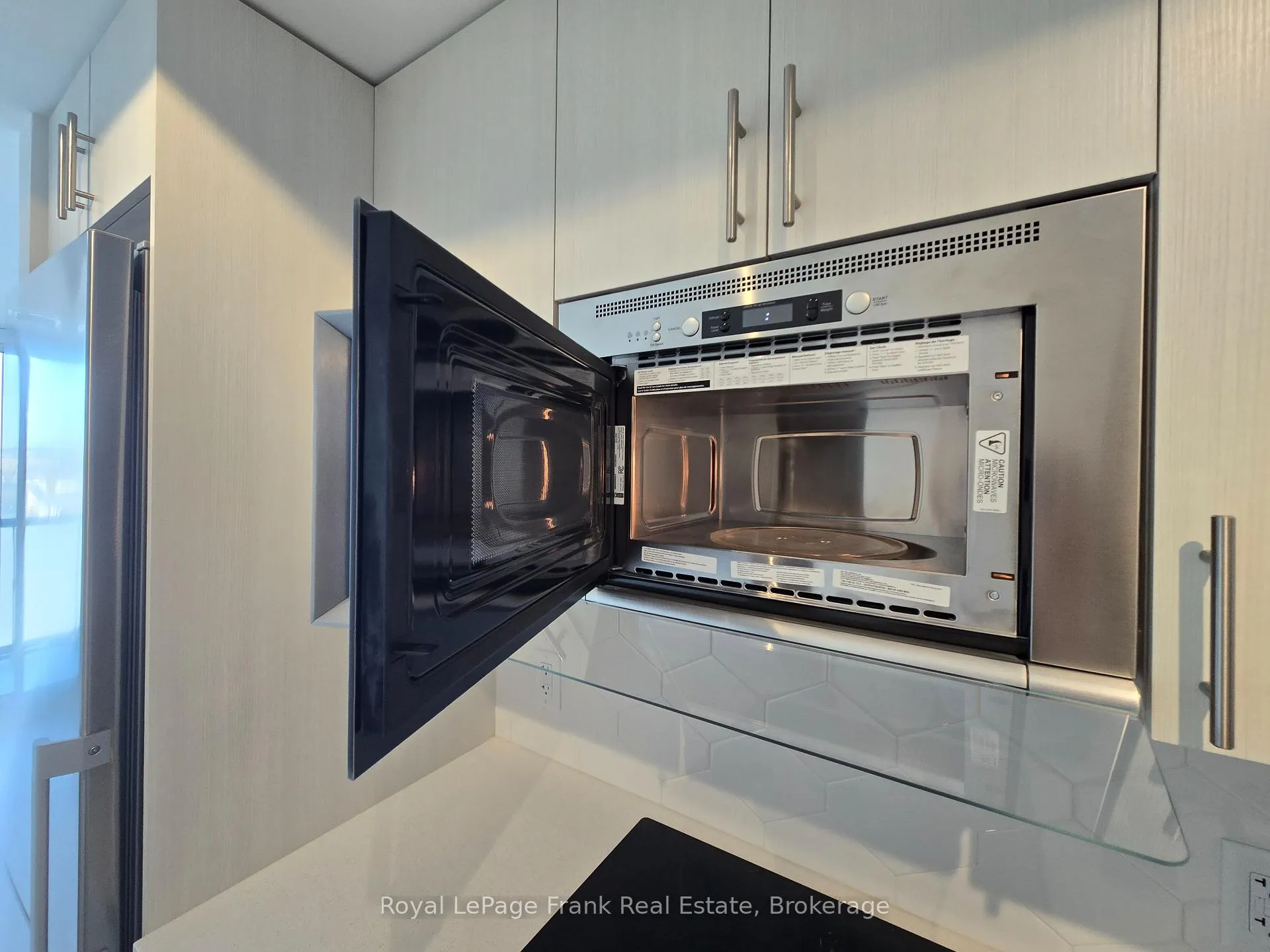 Photo 6 of Unit 1020, 2545 Simcoe Street N, Oshawa, Windfields — HOMEH