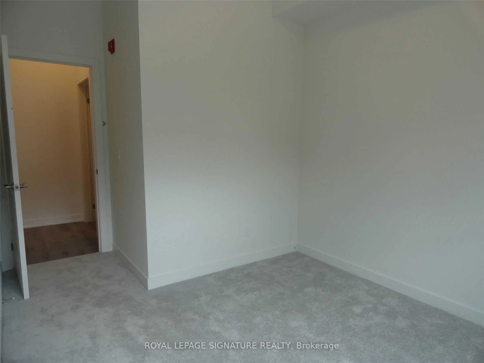 Photo 10 of Unit 104, 110 Fergus Avenue, Kitchener, Stanley Park — HOMEH