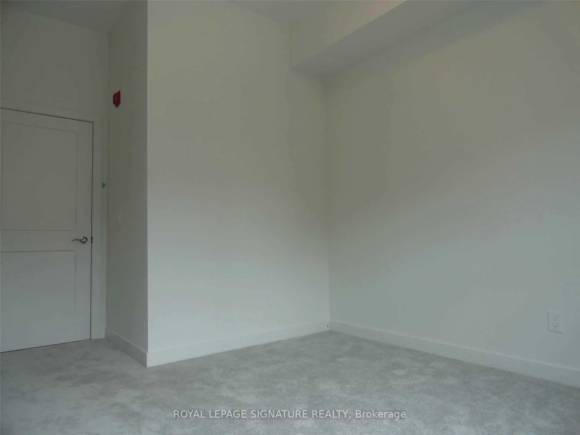 Photo 11 of Unit 104, 110 Fergus Avenue, Kitchener, Stanley Park — HOMEH