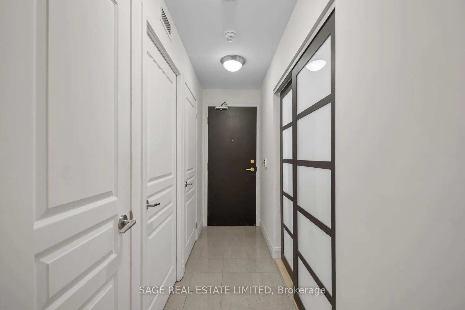 Photo 3 of Unit 815, 18 Yonge Street, Toronto, Waterfront Communities — HOMEH