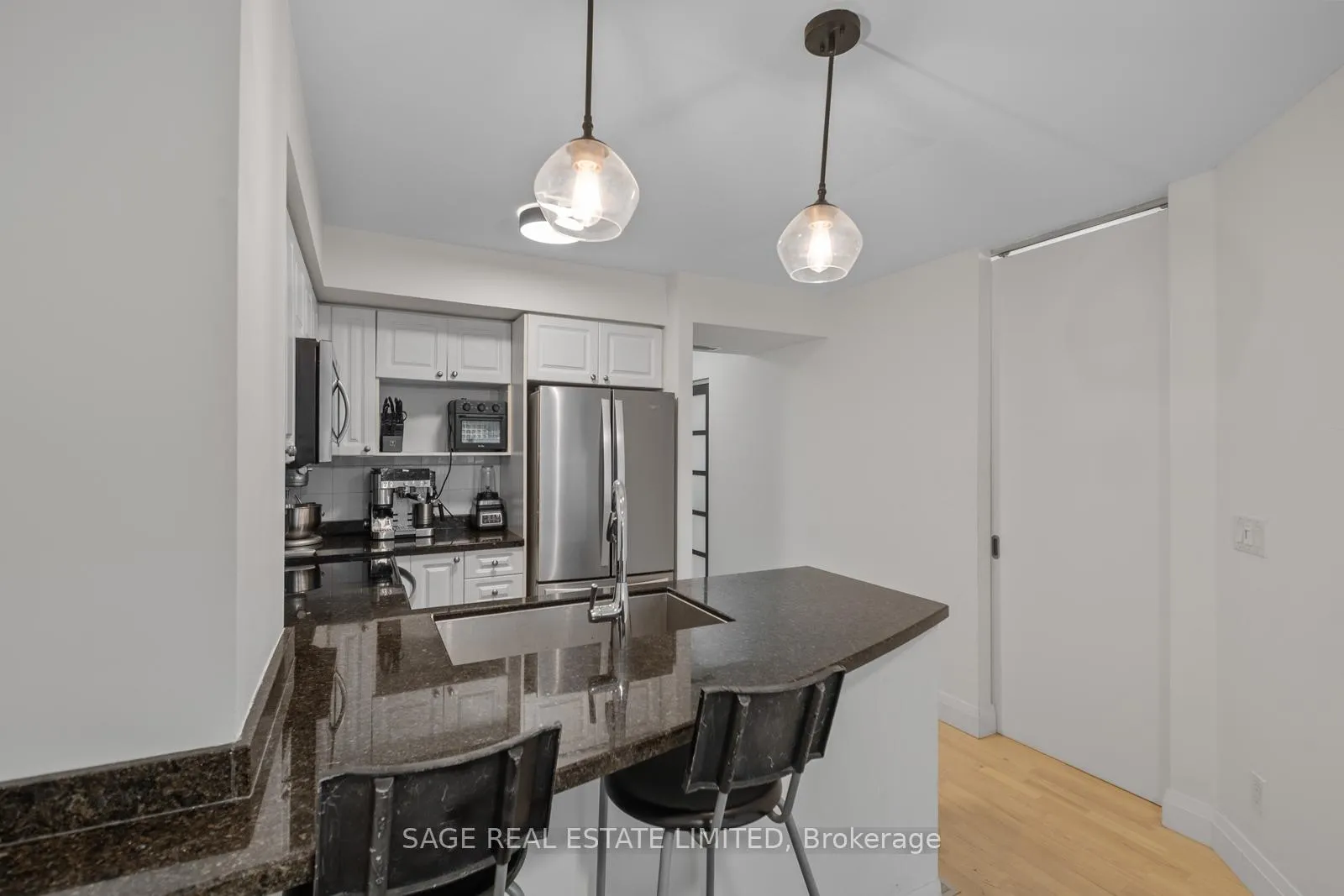 Photo 4 of Unit 815, 18 Yonge Street, Toronto, Waterfront Communities — HOMEH
