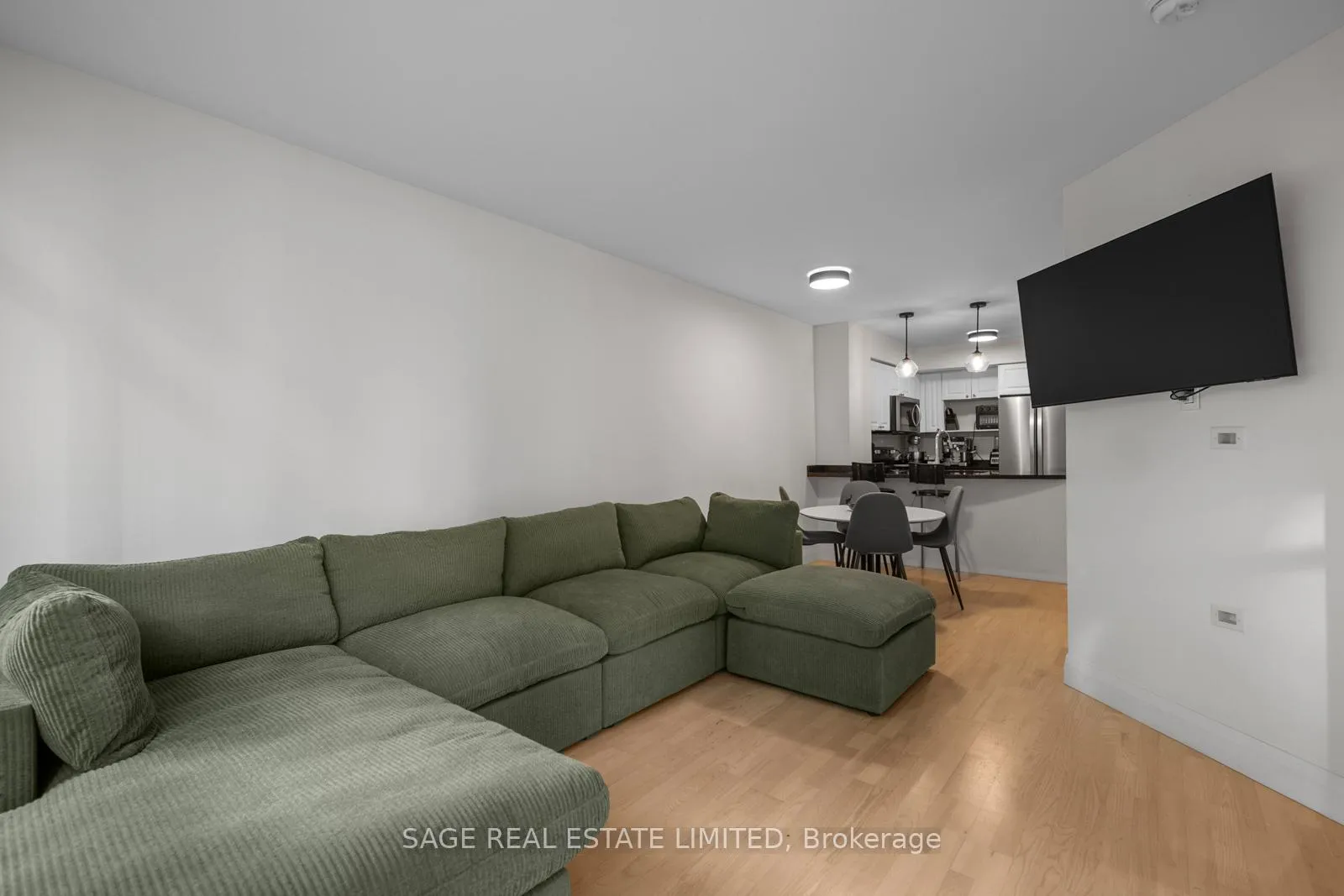 Photo 13 of Unit 815, 18 Yonge Street, Toronto, Waterfront Communities — HOMEH