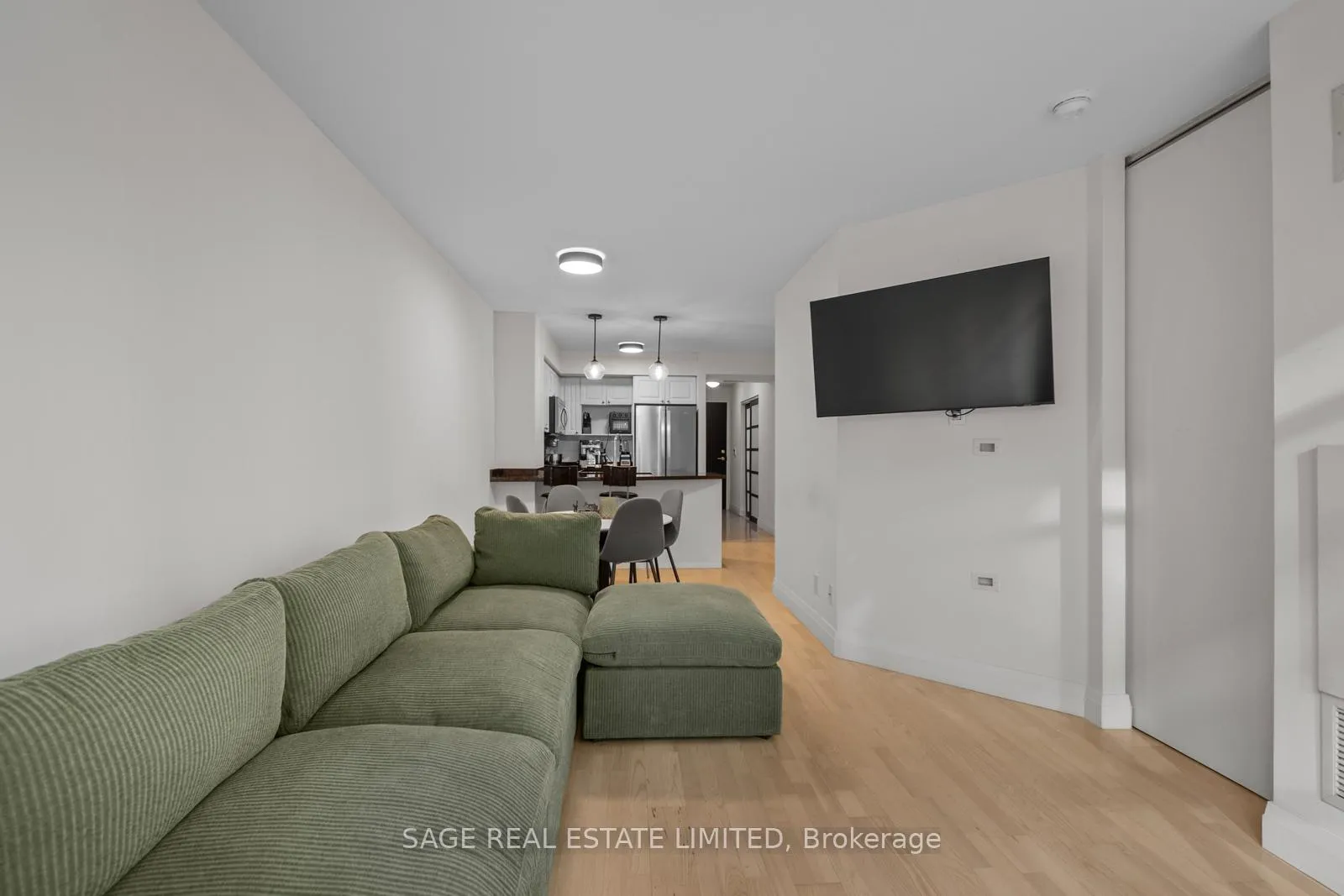 Photo 14 of Unit 815, 18 Yonge Street, Toronto, Waterfront Communities — HOMEH