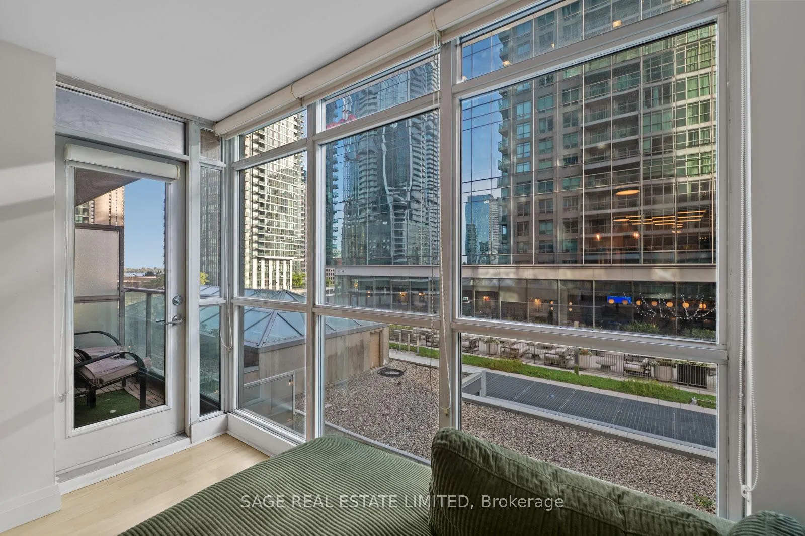 Photo 15 of Unit 815, 18 Yonge Street, Toronto, Waterfront Communities — HOMEH
