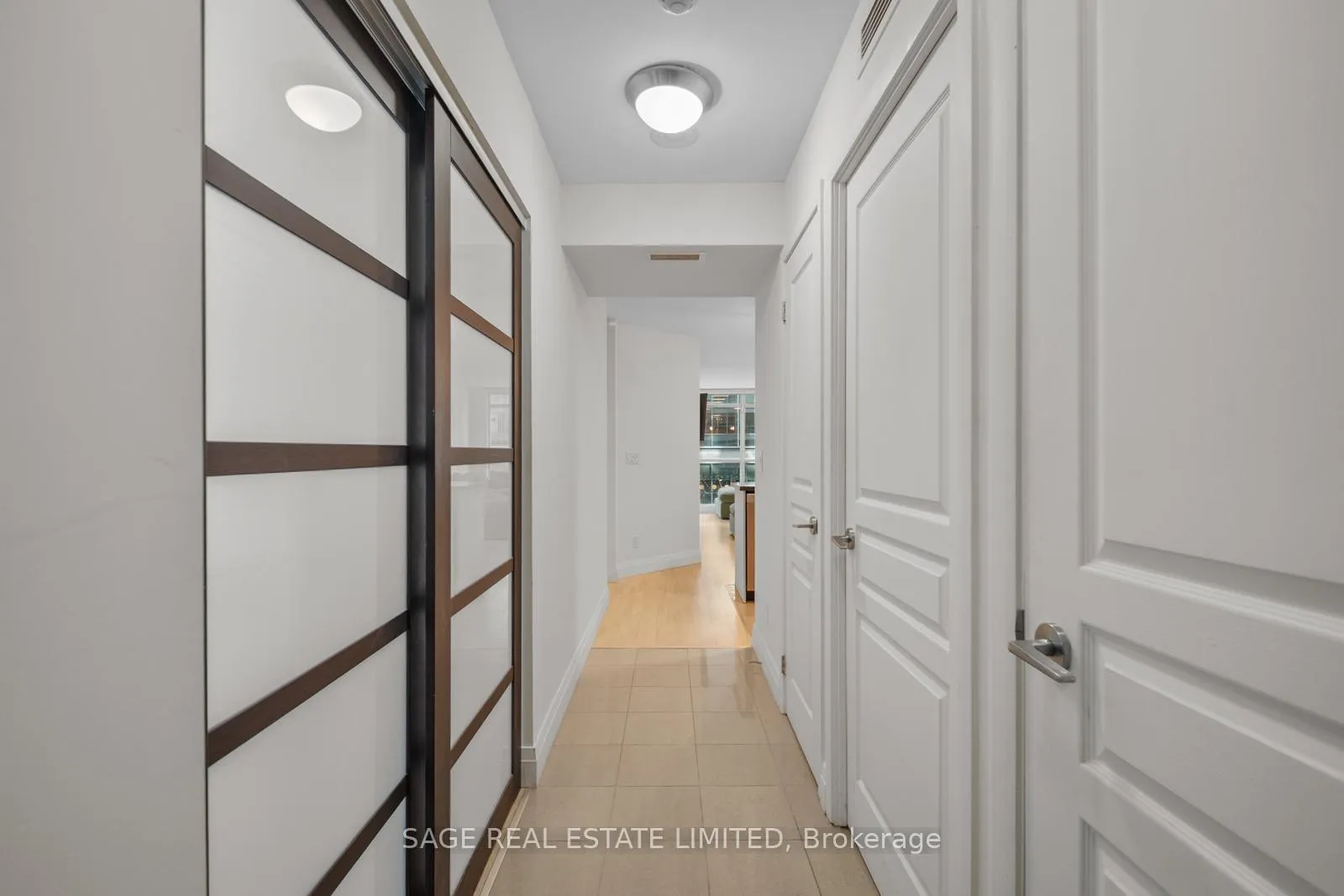 Photo 17 of Unit 815, 18 Yonge Street, Toronto, Waterfront Communities — HOMEH