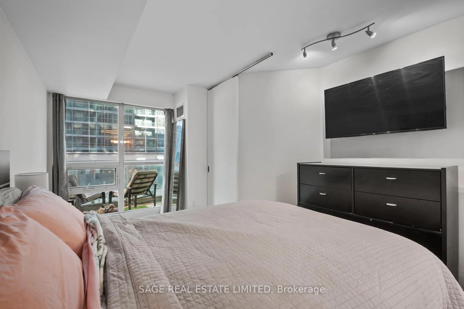 Photo 23 of Unit 815, 18 Yonge Street, Toronto, Waterfront Communities — HOMEH