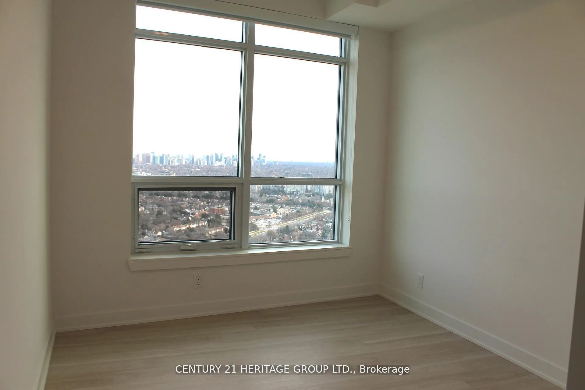 Photo 20 of Unit A3410, 30 Upper Mall Way, Vaughan, Brownridge — HOMEH