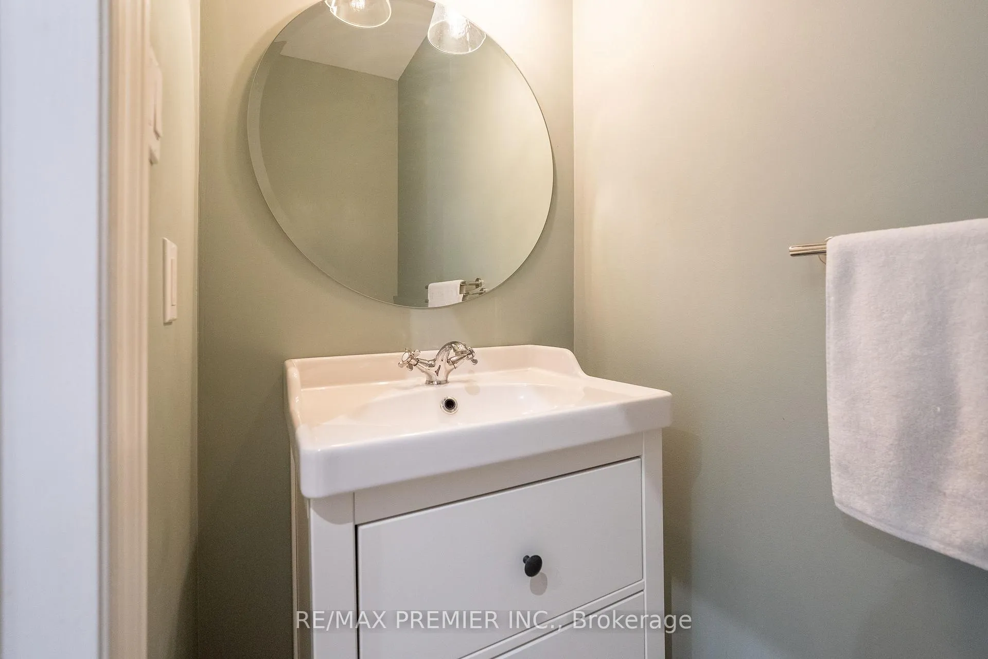Photo 15 of 22 Laura Sabrina Drive, Vaughan, Sonoma Heights — HOMEH