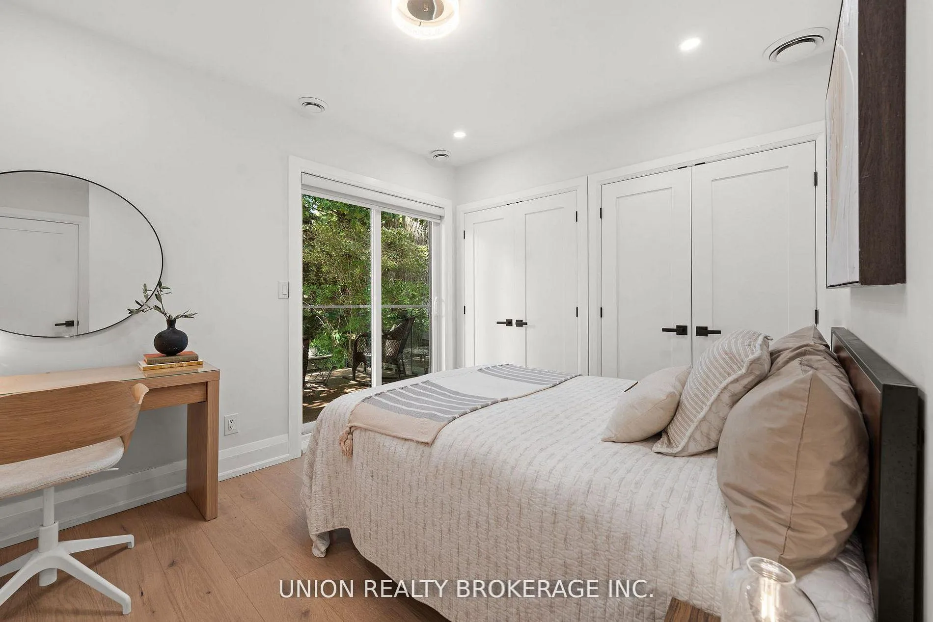 Photo 20 of 50 Beaufort Road, Toronto, The Beaches — HOMEH