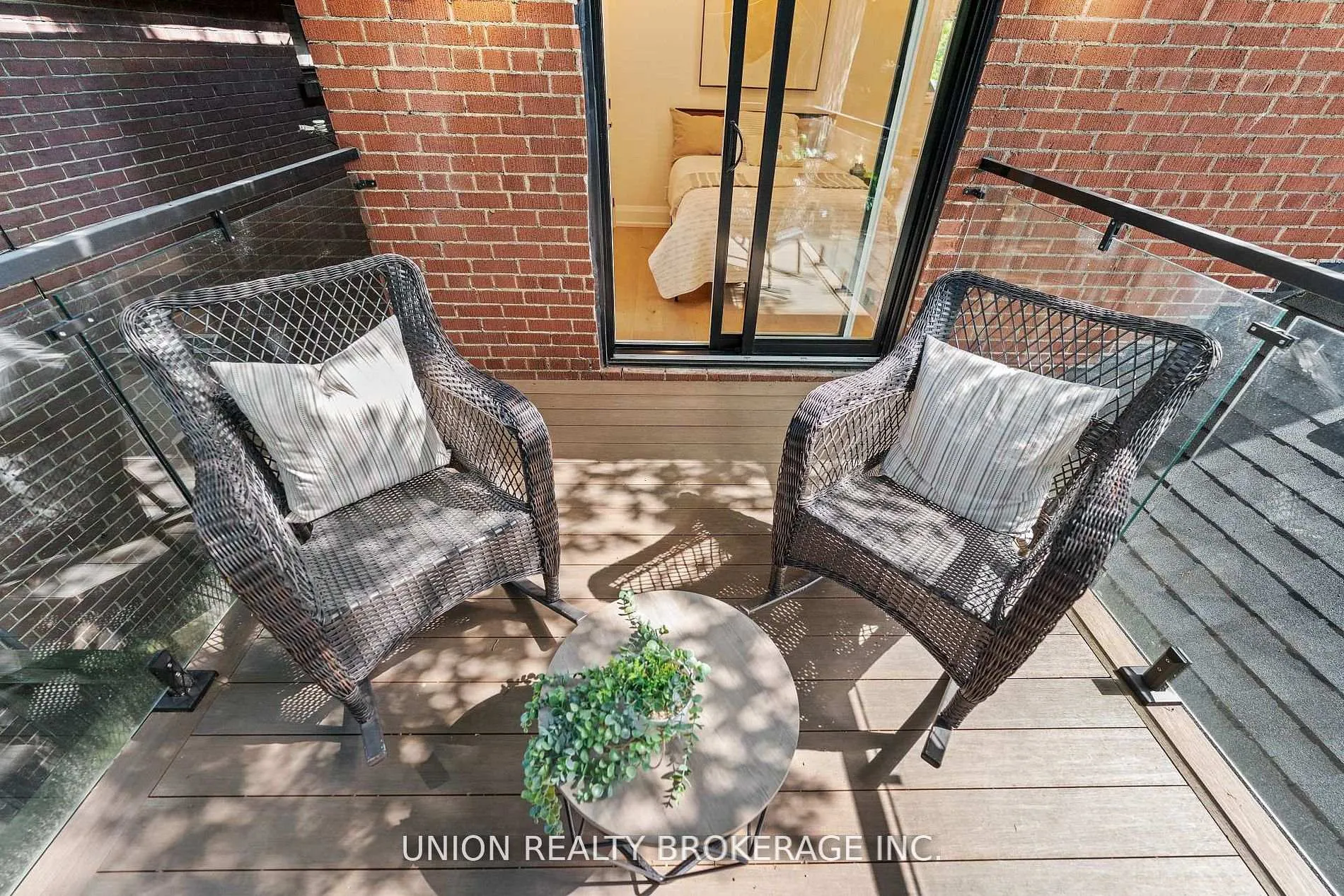 Photo 22 of 50 Beaufort Road, Toronto, The Beaches — HOMEH