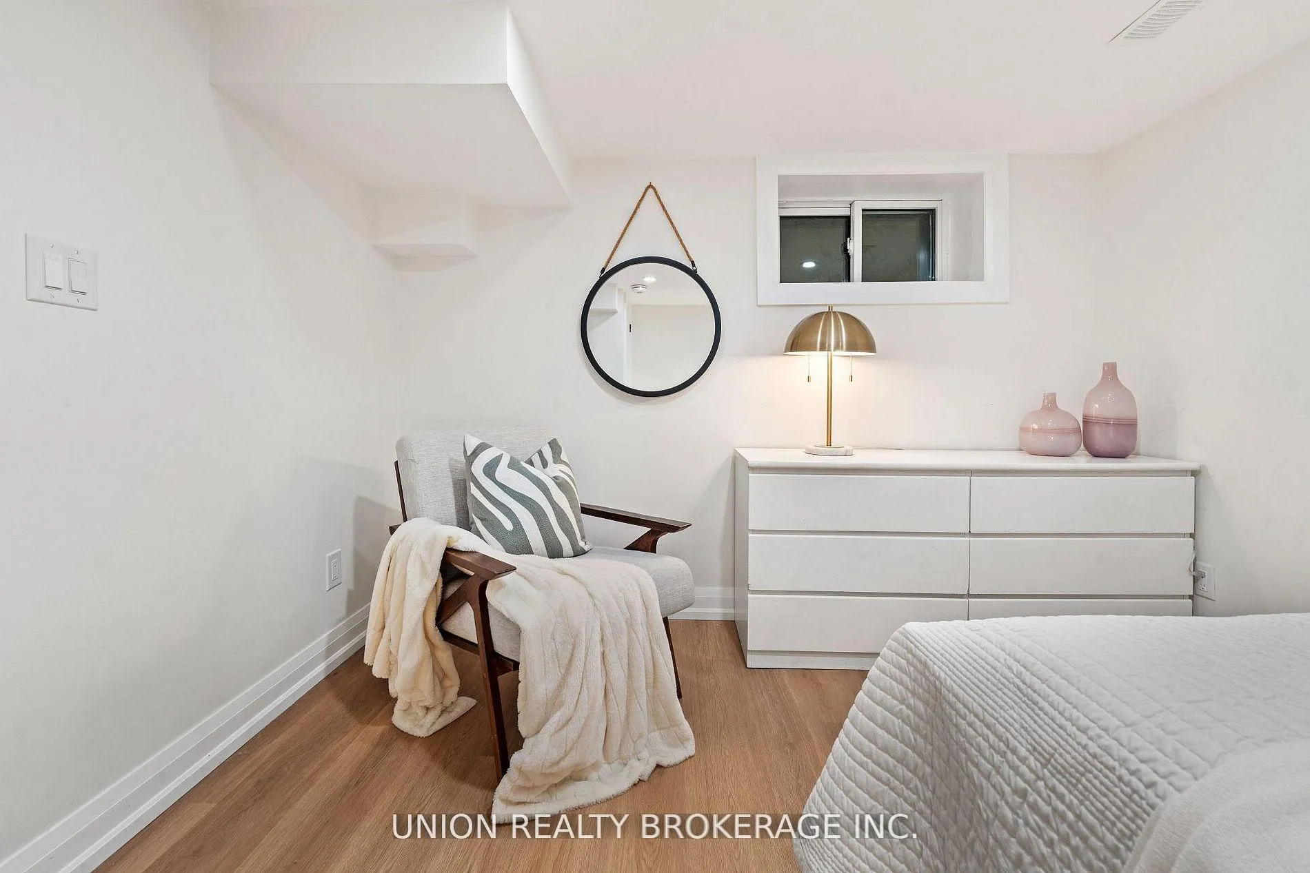 Photo 32 of 50 Beaufort Road, Toronto, The Beaches — HOMEH
