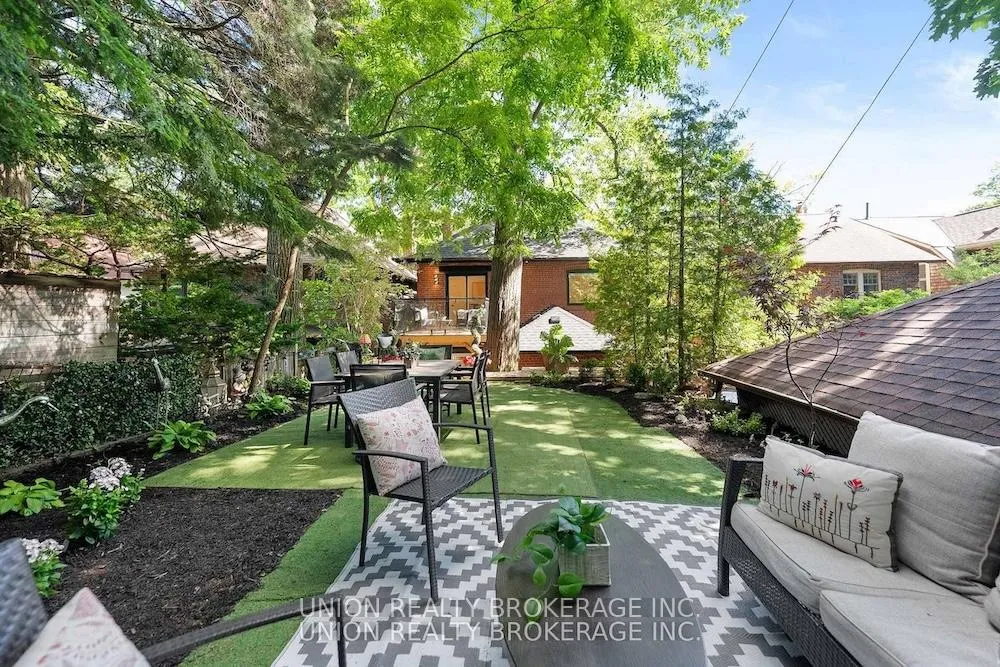 Photo 37 of 50 Beaufort Road, Toronto, The Beaches — HOMEH