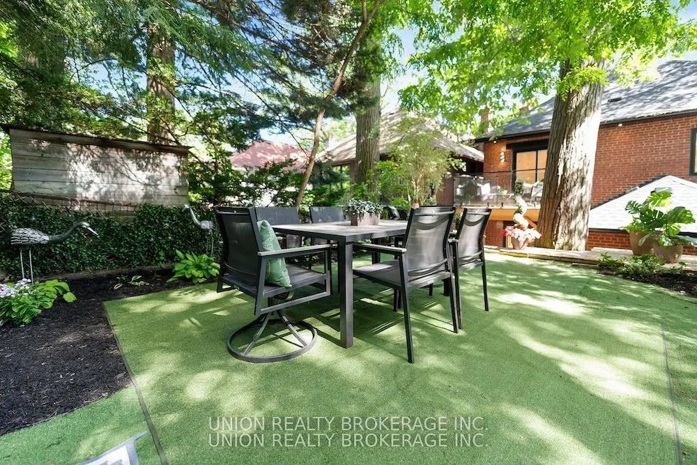 Photo 39 of 50 Beaufort Road, Toronto, The Beaches — HOMEH