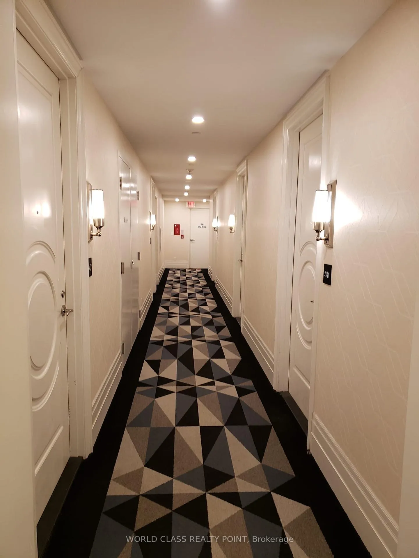 Photo 12 of Unit 2411, 88 Blue Jays Way, Toronto, Waterfront Communities — HOMEH